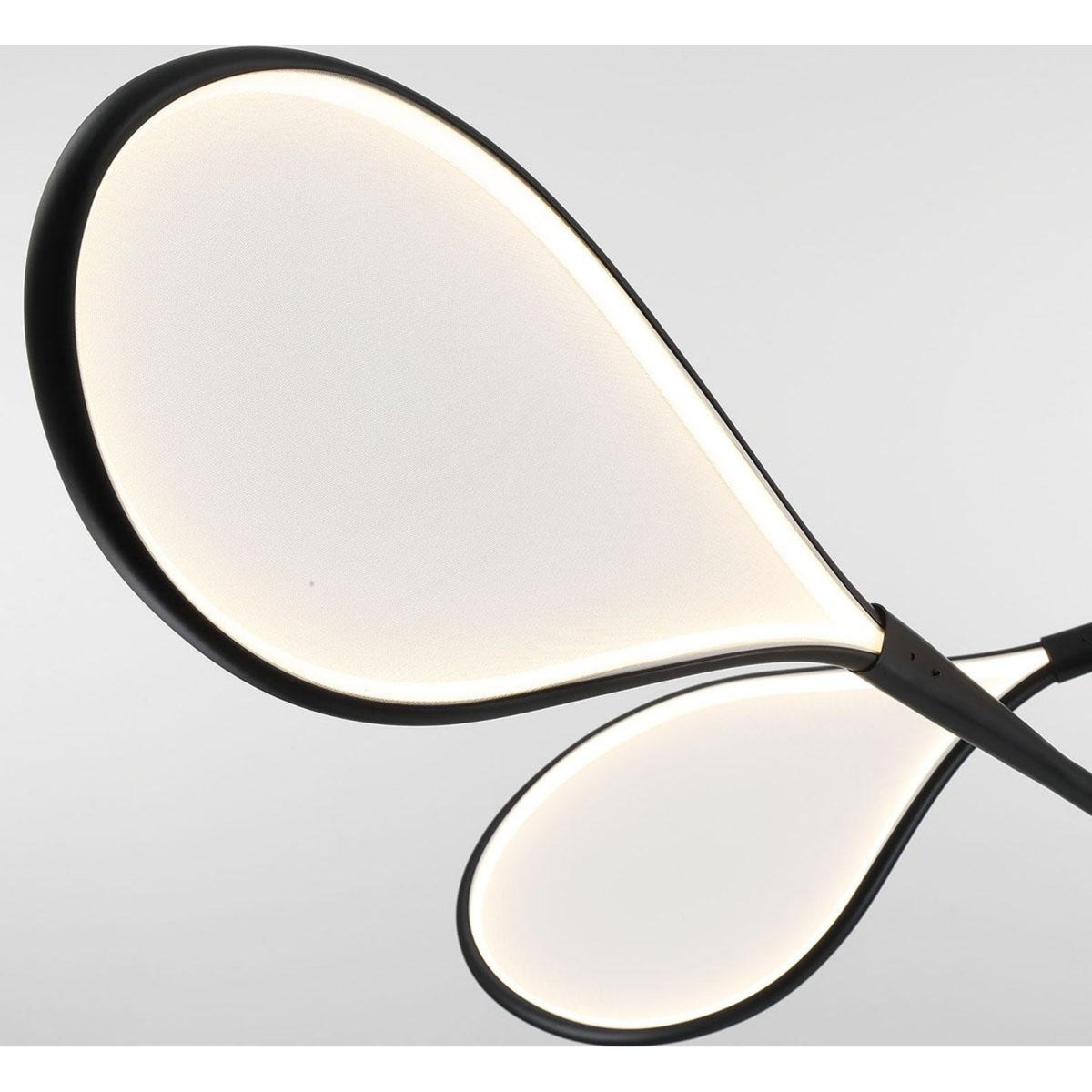 VOLARE 6-LIGHT OVAL LED CHANDELIER - robinsonco.ca