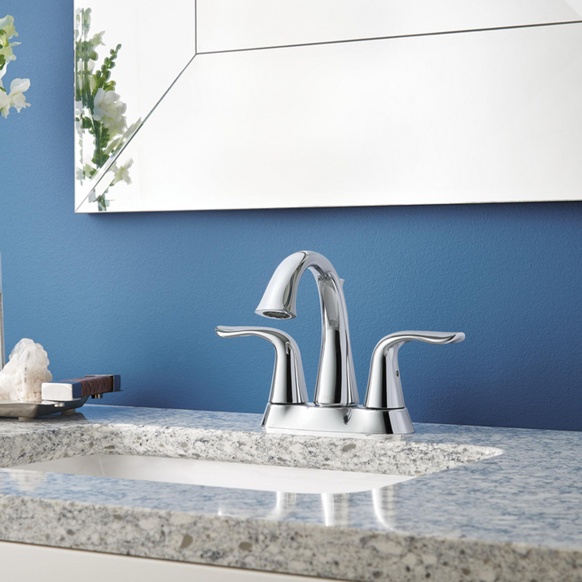 LAHARA TWO HANDLE CENTERSET CERAMIC VALVE LAVATORY FAUCET - robinsonco.ca