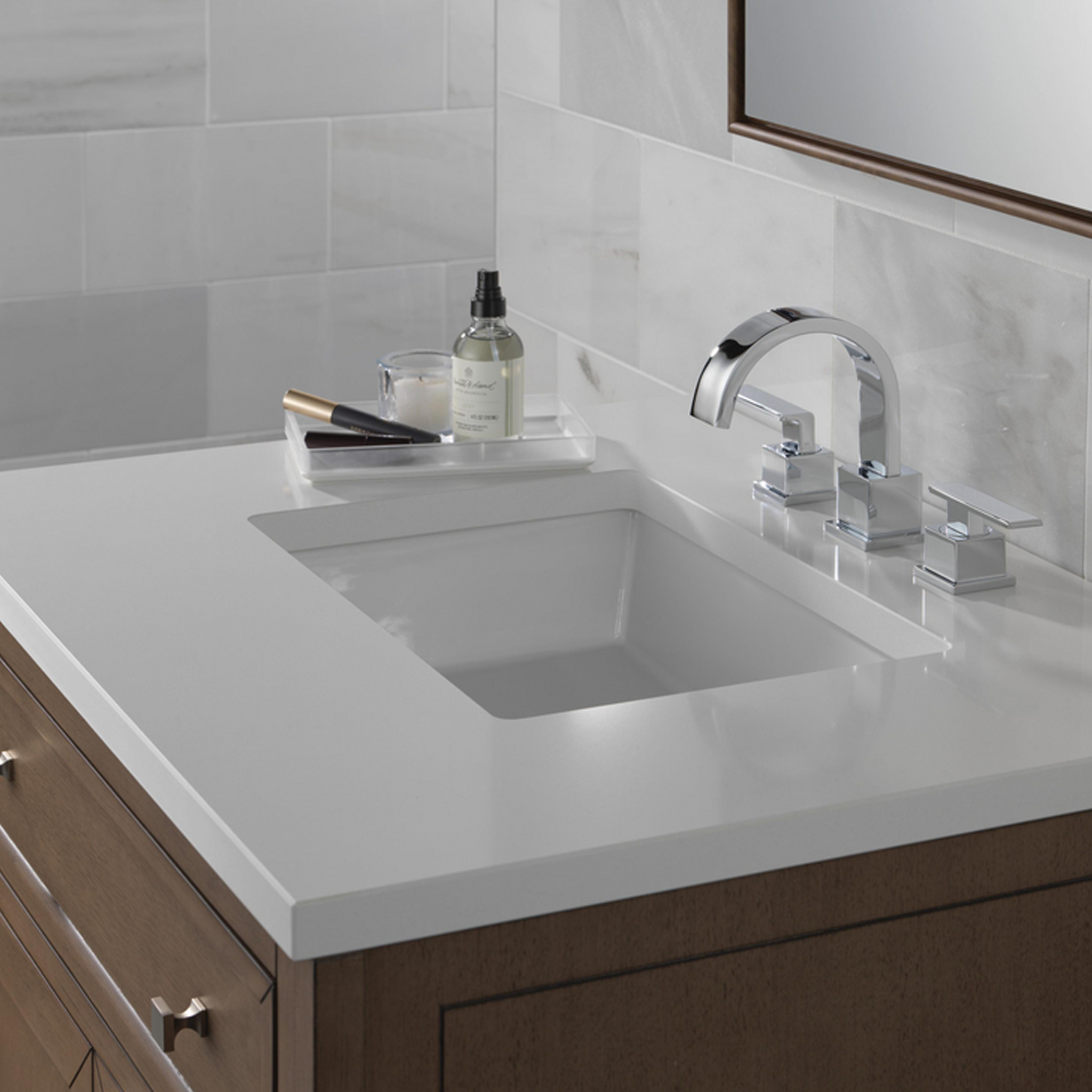 DELTA VERO TWO HANDLE WIDESPREAD LAVATORY FAUCET - robinsonco.ca