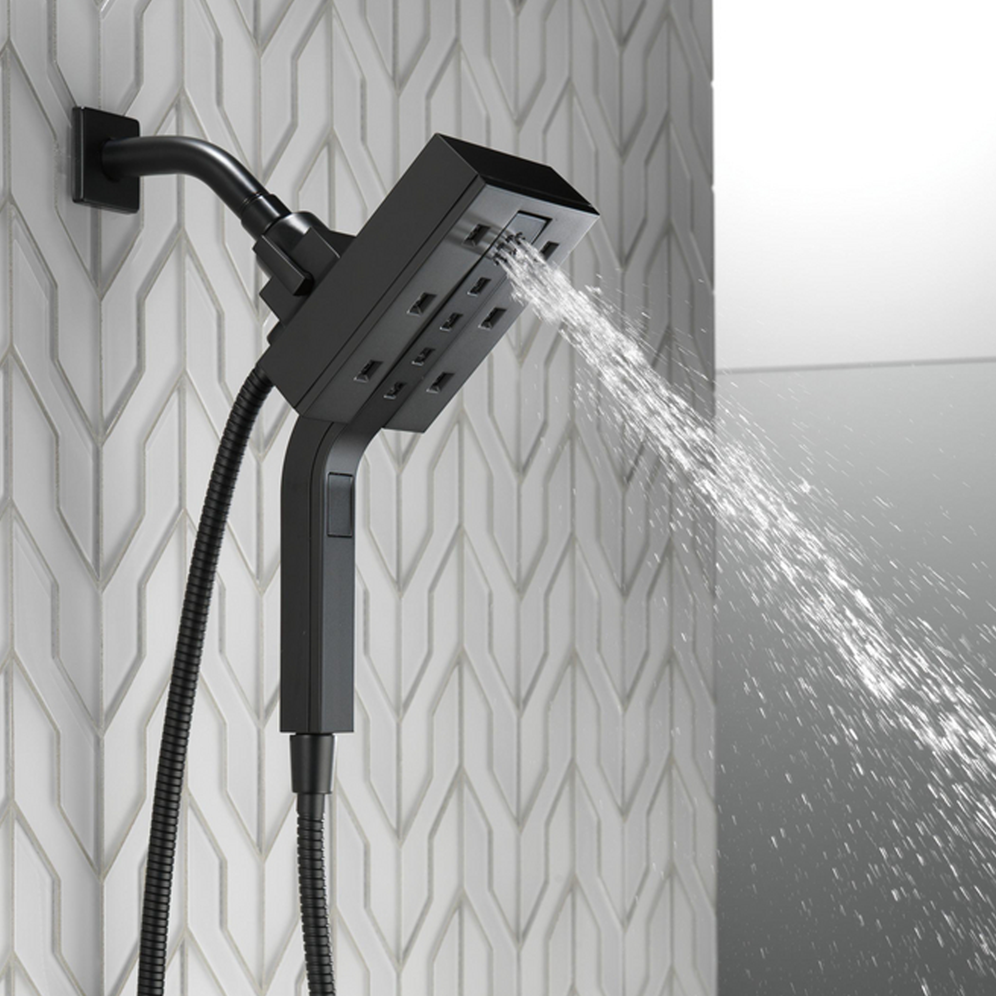DELTA H2OKINETIC® IN2ITION® 4-SETTING TWO-IN-ONE SHOWER - robinsonco.ca