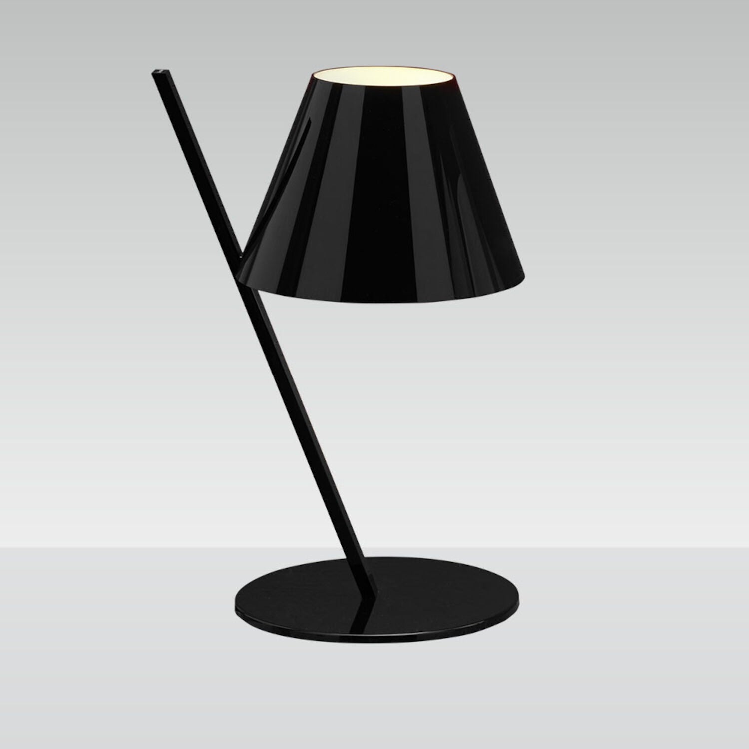 LA PETITE TABLE LAMP, 17510