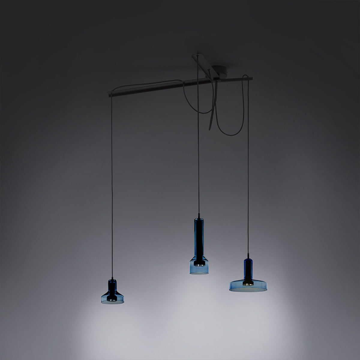 STAB LIGHT TRIPLE LED PENDANT , DDST01004 - robinsonco.ca