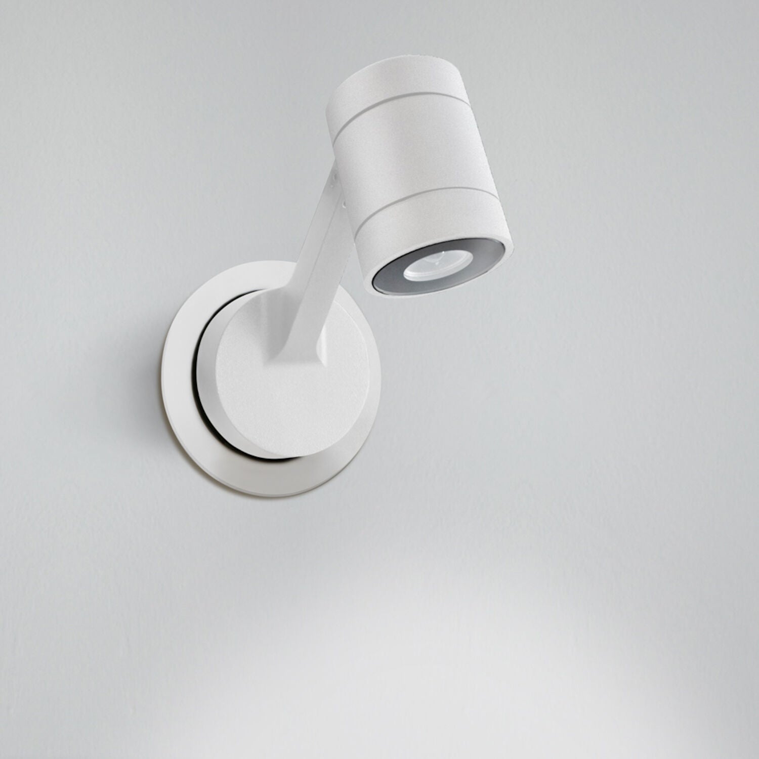 OBICE CLASSIC SPOT MINI WALL LIGHT - robinsonco.ca