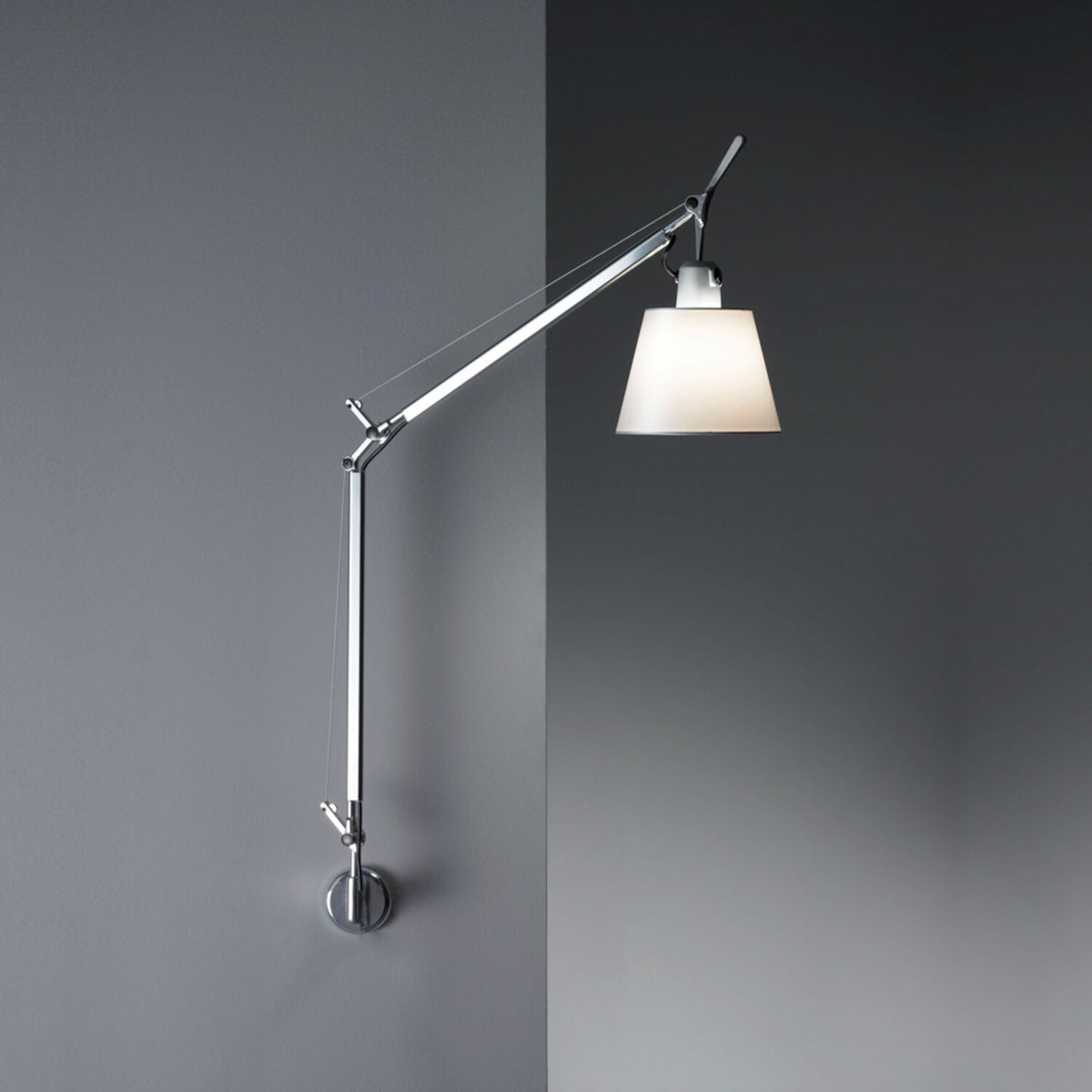 TOLOMEO WALL LAMP WITH SHADE AND J BRACKET