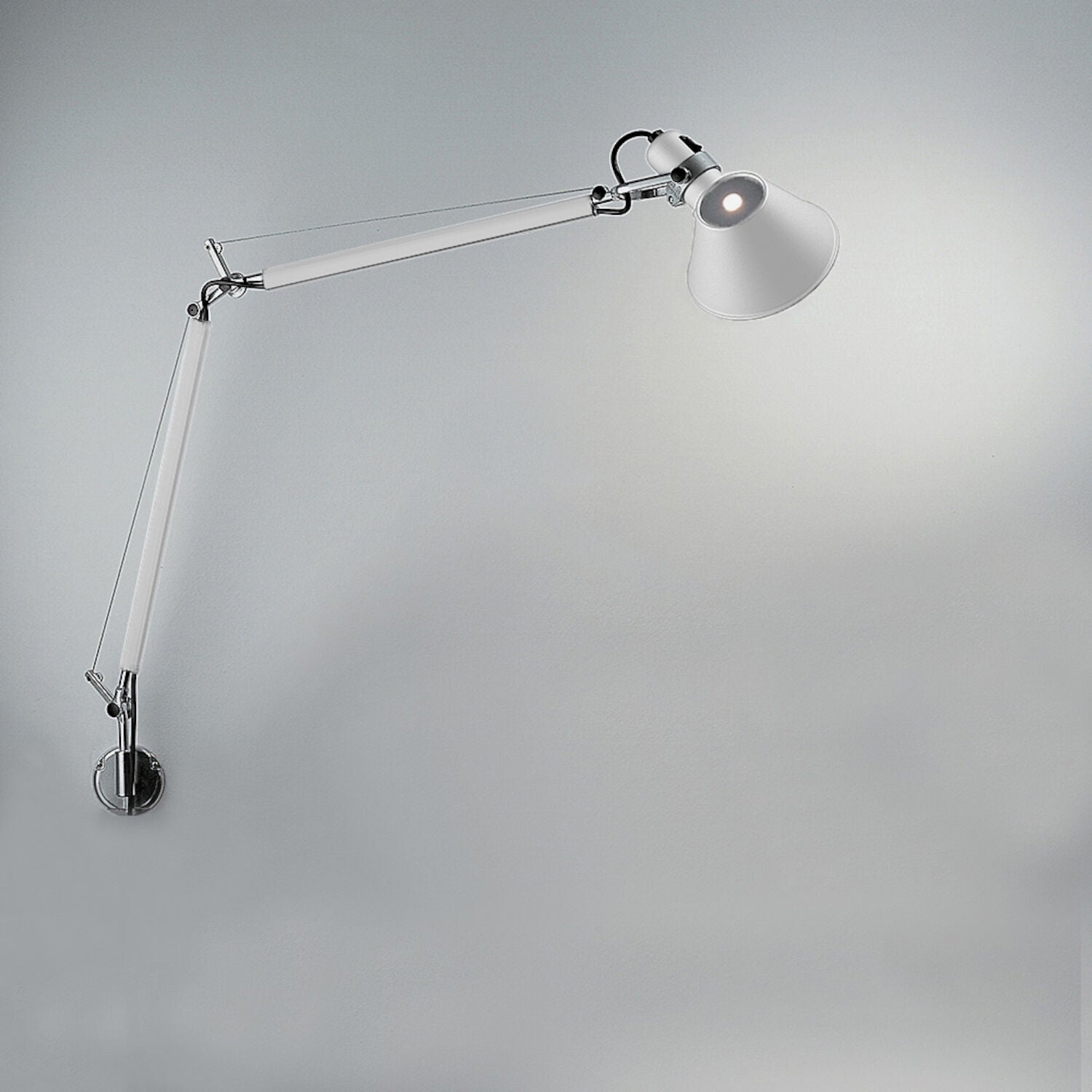 未動確品 Artemide Tolomeoシルバーライト(壁掛け用) TOLOMEO CLASSIC WALL LAMP WITH J BRACKET