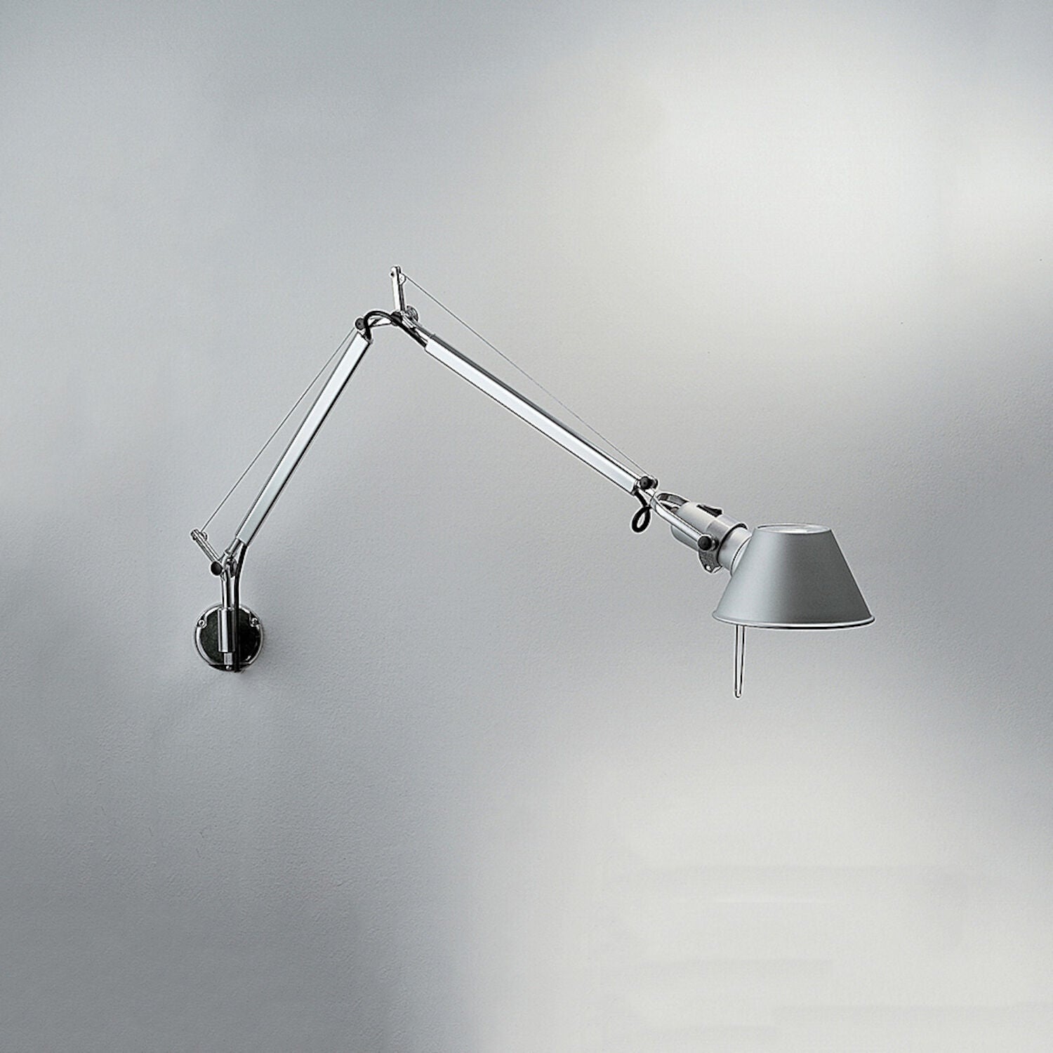 TOLOMEO MINI WALL LAMP WITH J BRACKET