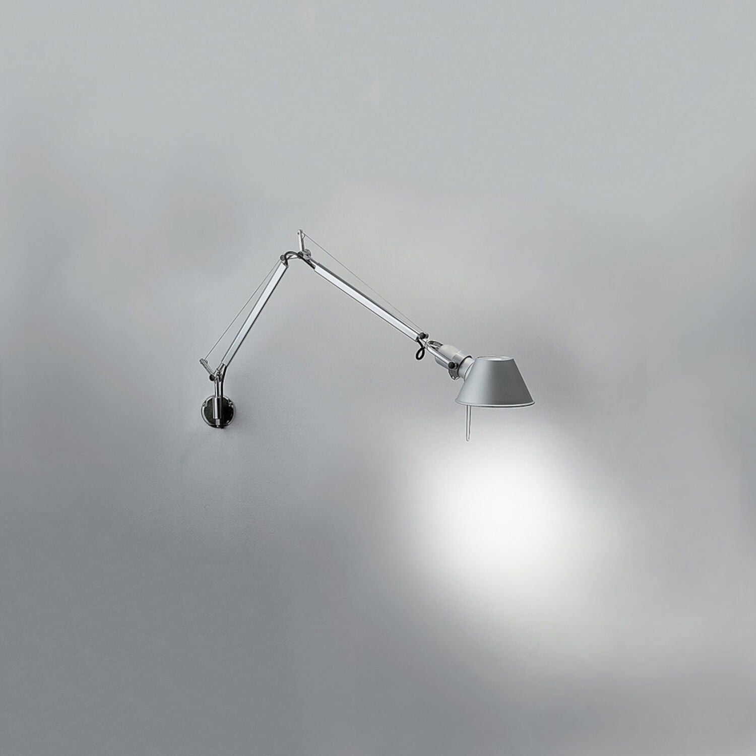 TOLOMEO MICRO WALL LAMP WITH J BRACKET