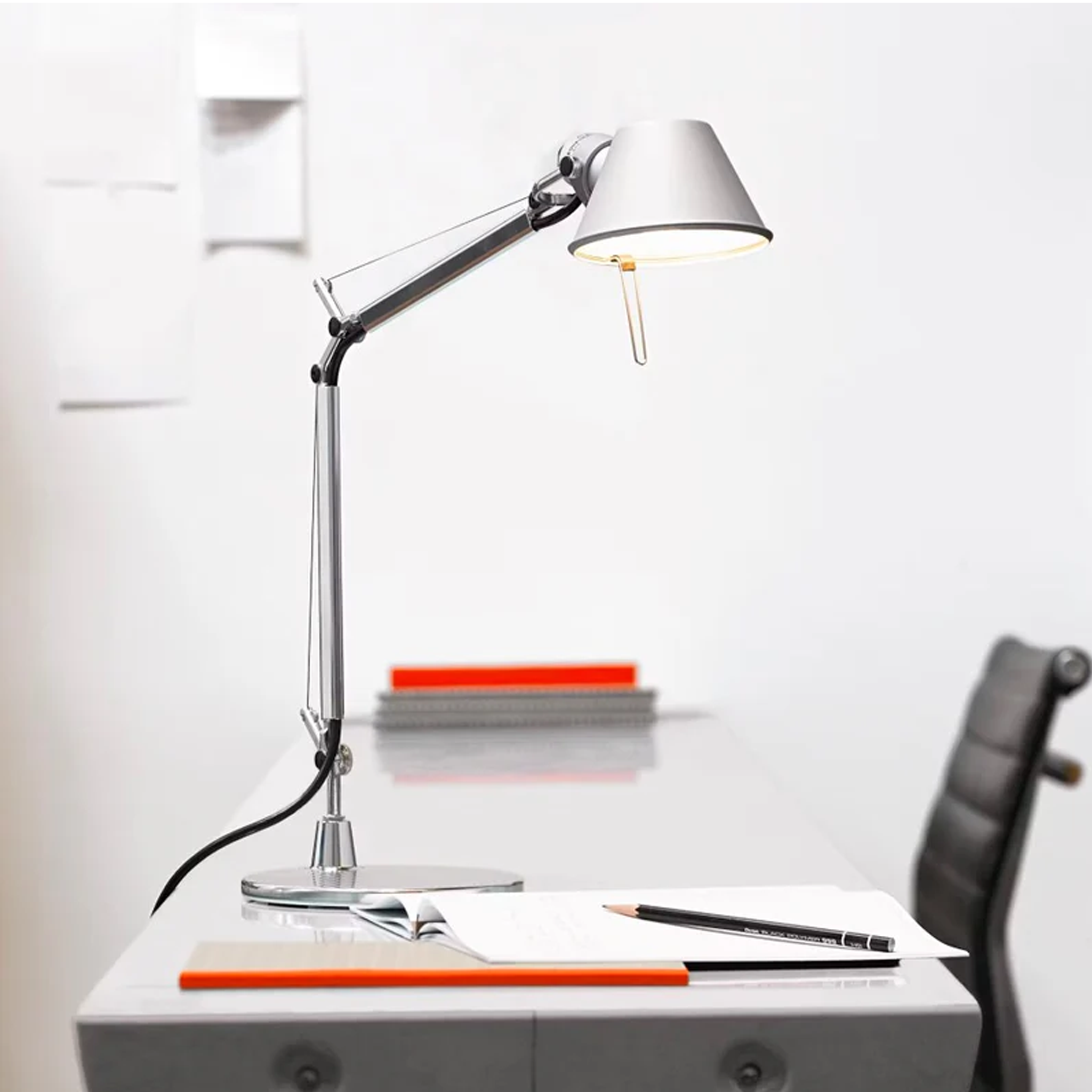TOLOMEO MINI LED TABLE LAMP WITH BASE - robinsonco.ca