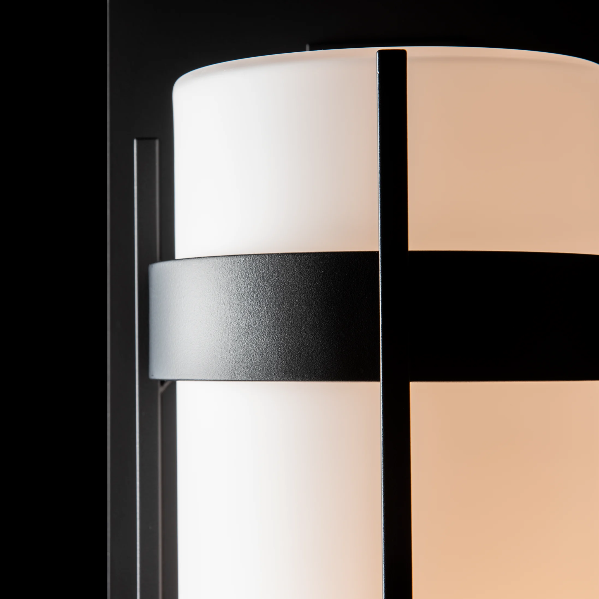BANDED EXTRA LARGE OUTDOOR SCONCE - robinsonco.ca