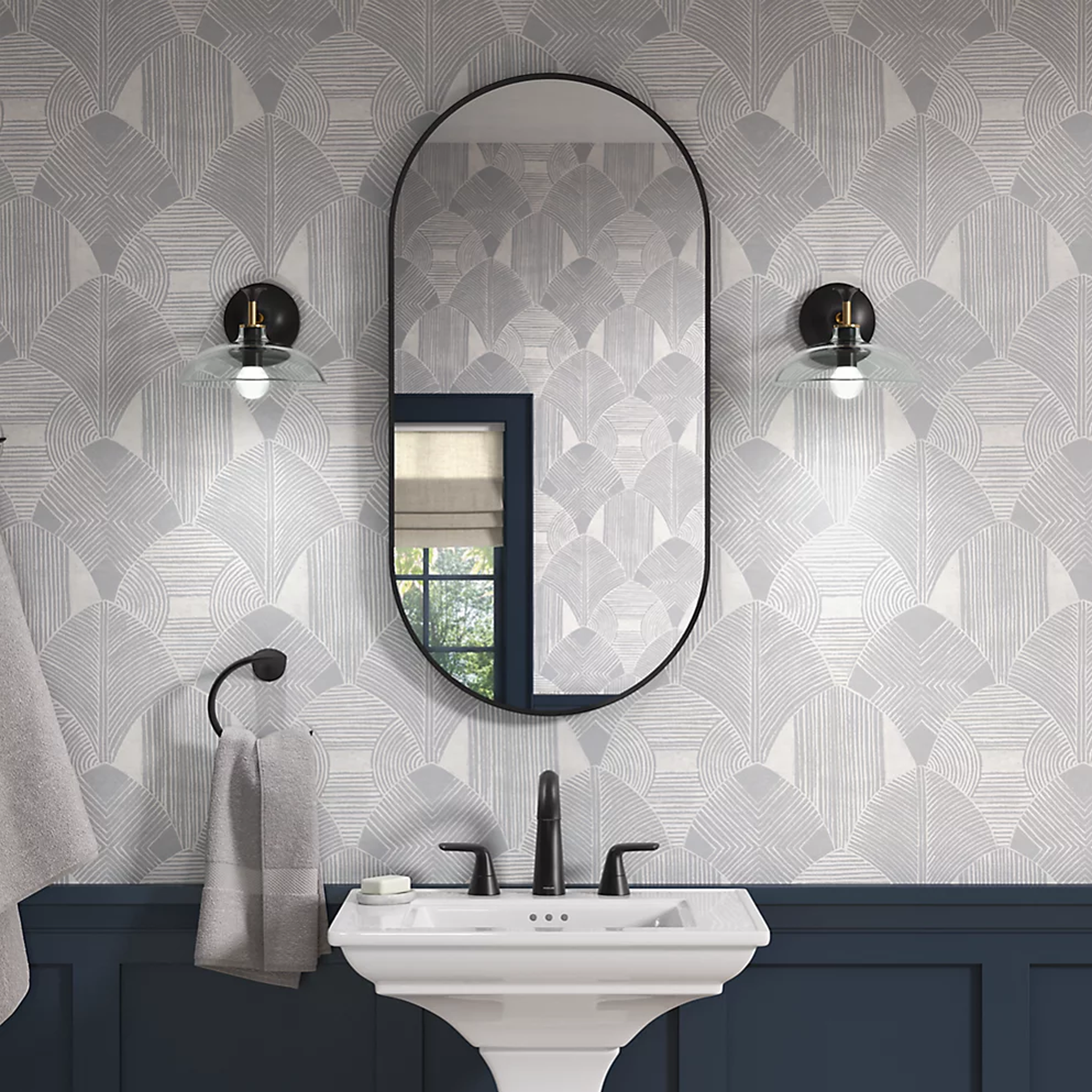 ESSENTIAL CAPSULE FRAMED MIRROR - robinsonco.ca