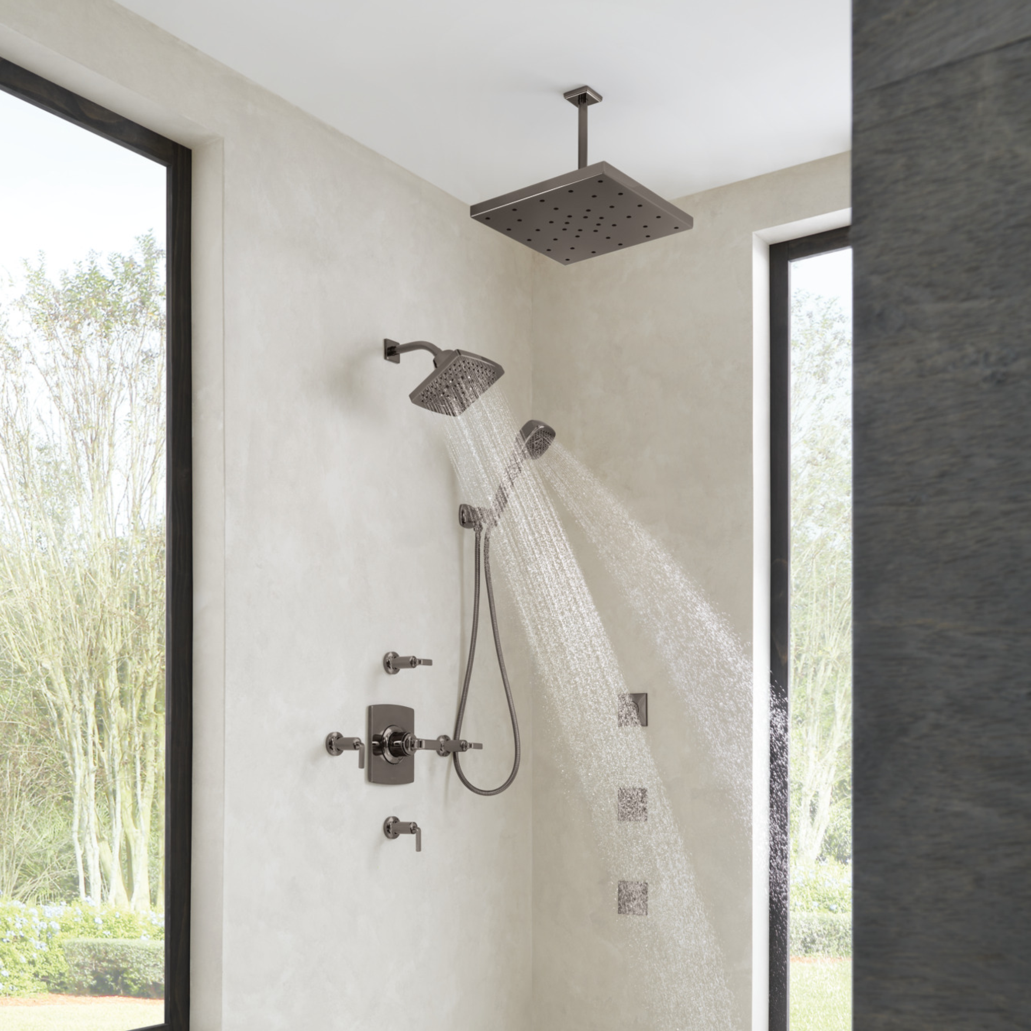 ESSENTIAL™ WALL MOUNT SHOWER ARM AND FLANGE - robinsonco.ca