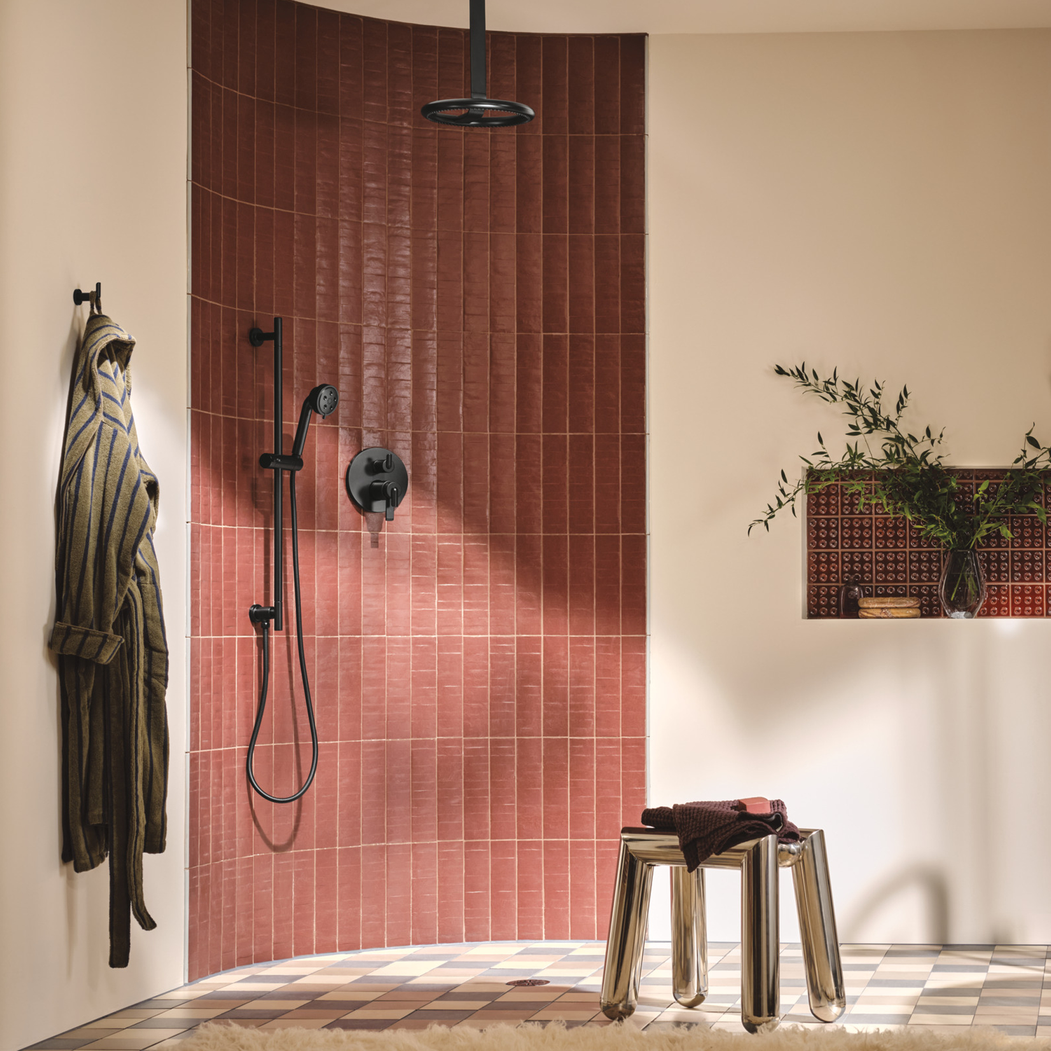 ESSENTIAL™ SHOWER SERIES LINEAR ROUND H2OKINETIC® MULTI-FUNCTION HANDSHOWER - robinsonco.ca