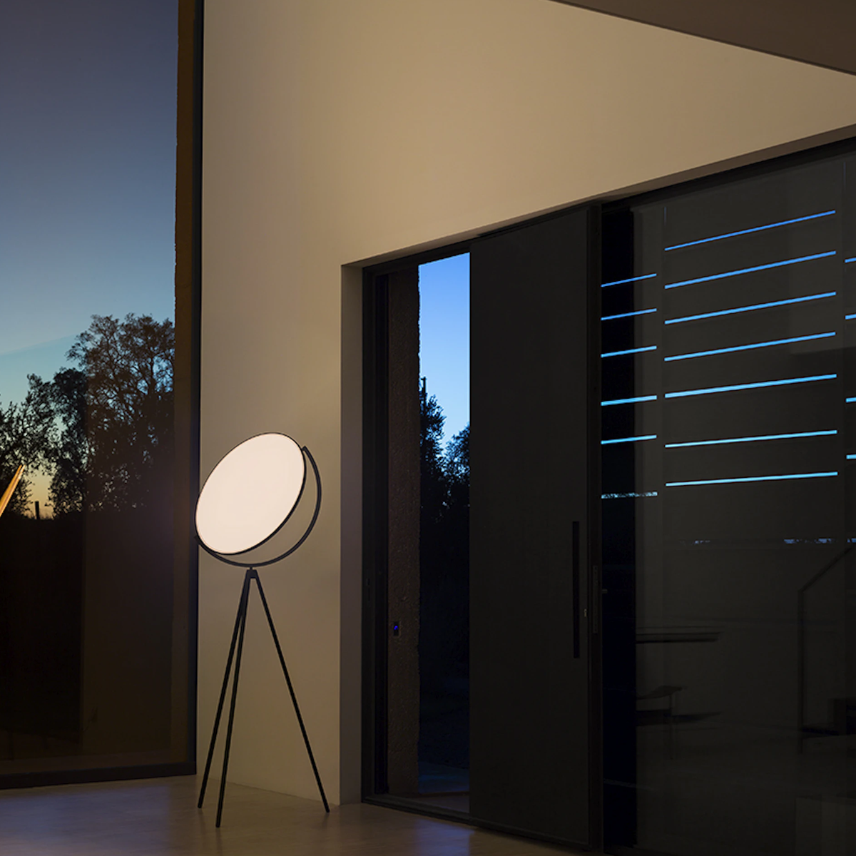 SUPERLOON DIMMABLE LED FLOOR LAMP WITH OPTICAL SENSOR BY JASPER MORRISON - robinsonco.ca