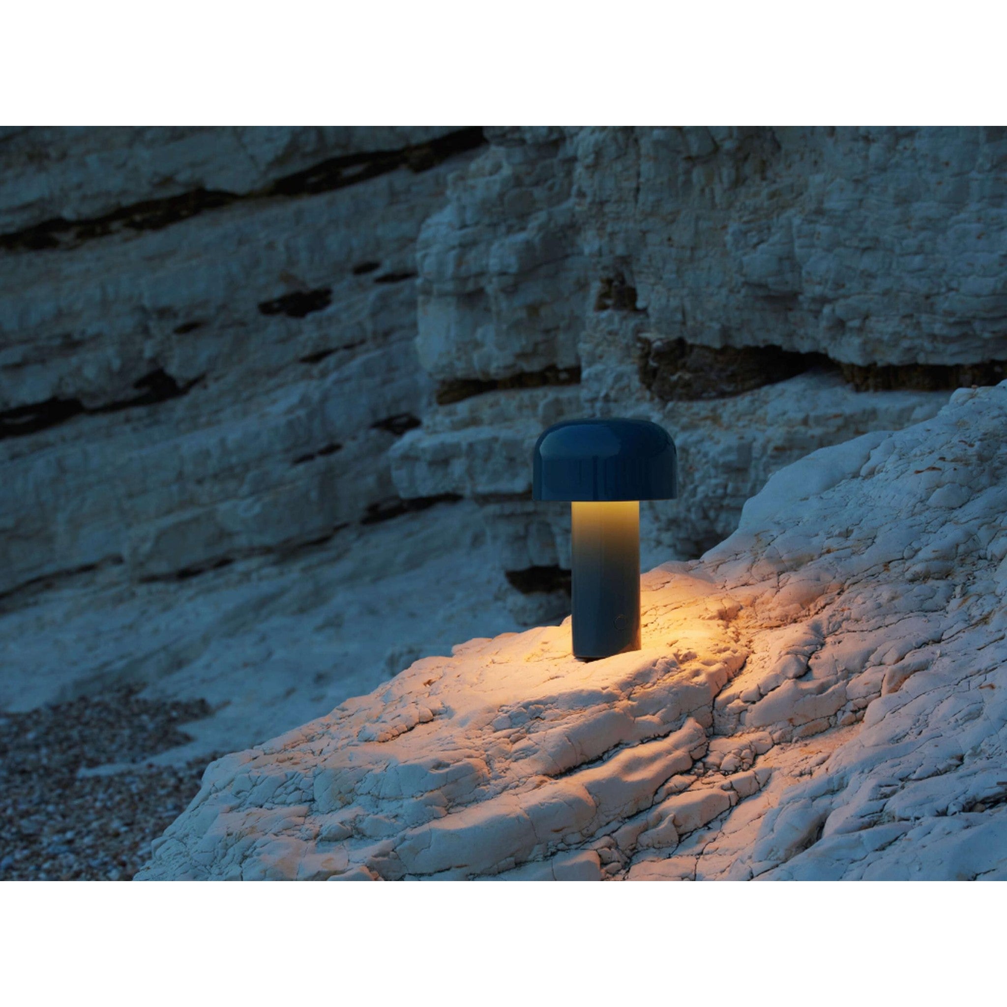 BELLHOP PORTABLE LED TABLE LAMP