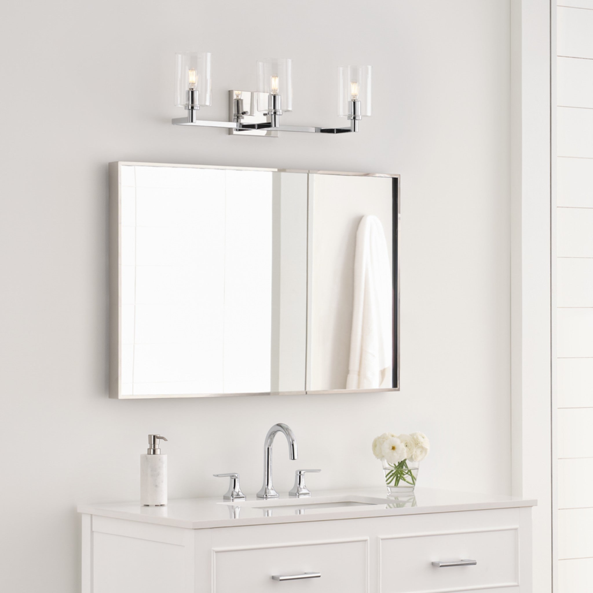 FULLTON WALL LIGHT / BATH SCONCE (MULTIPLE SIZES) - robinsonco.ca