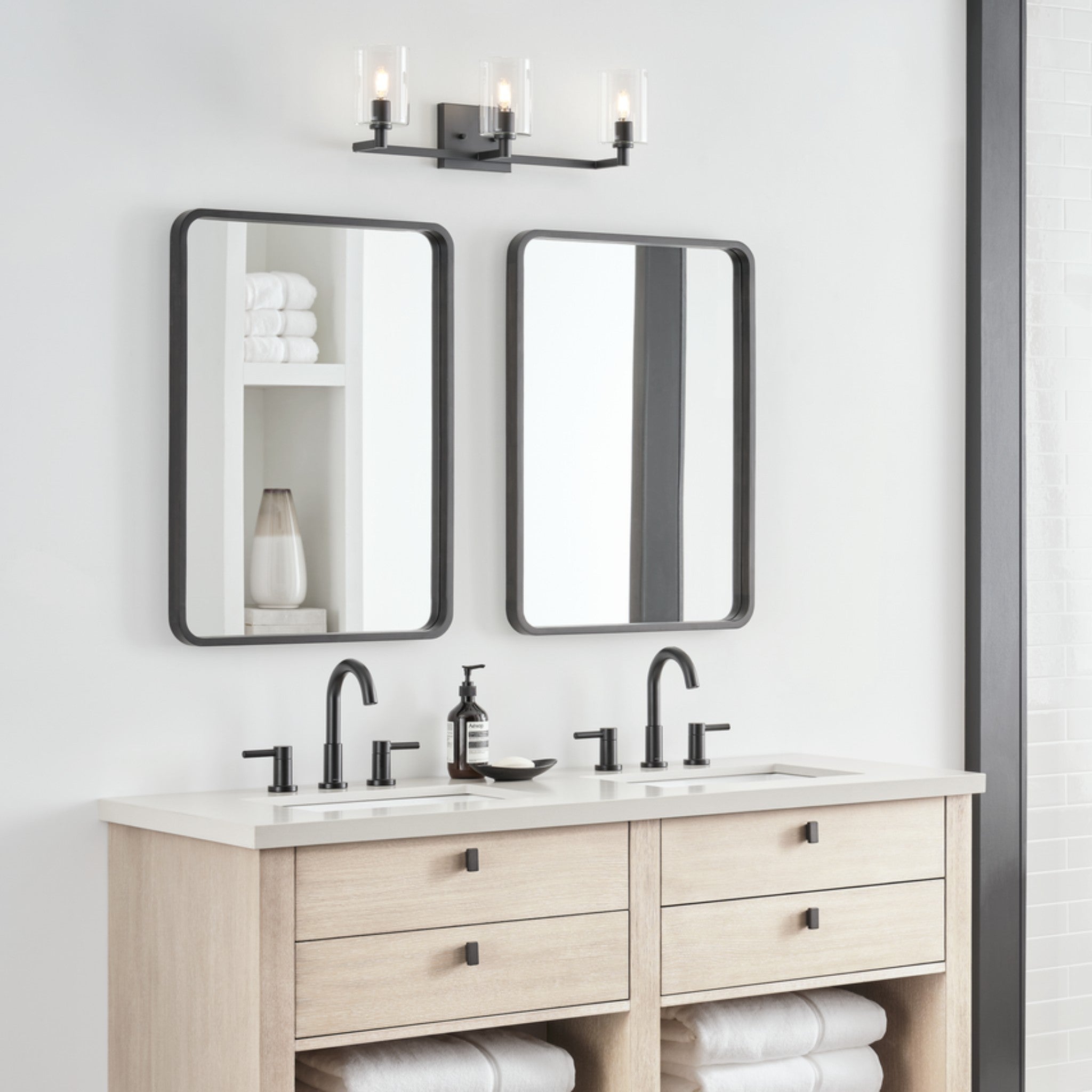 FULLTON WALL LIGHT / BATH SCONCE (MULTIPLE SIZES) - robinsonco.ca