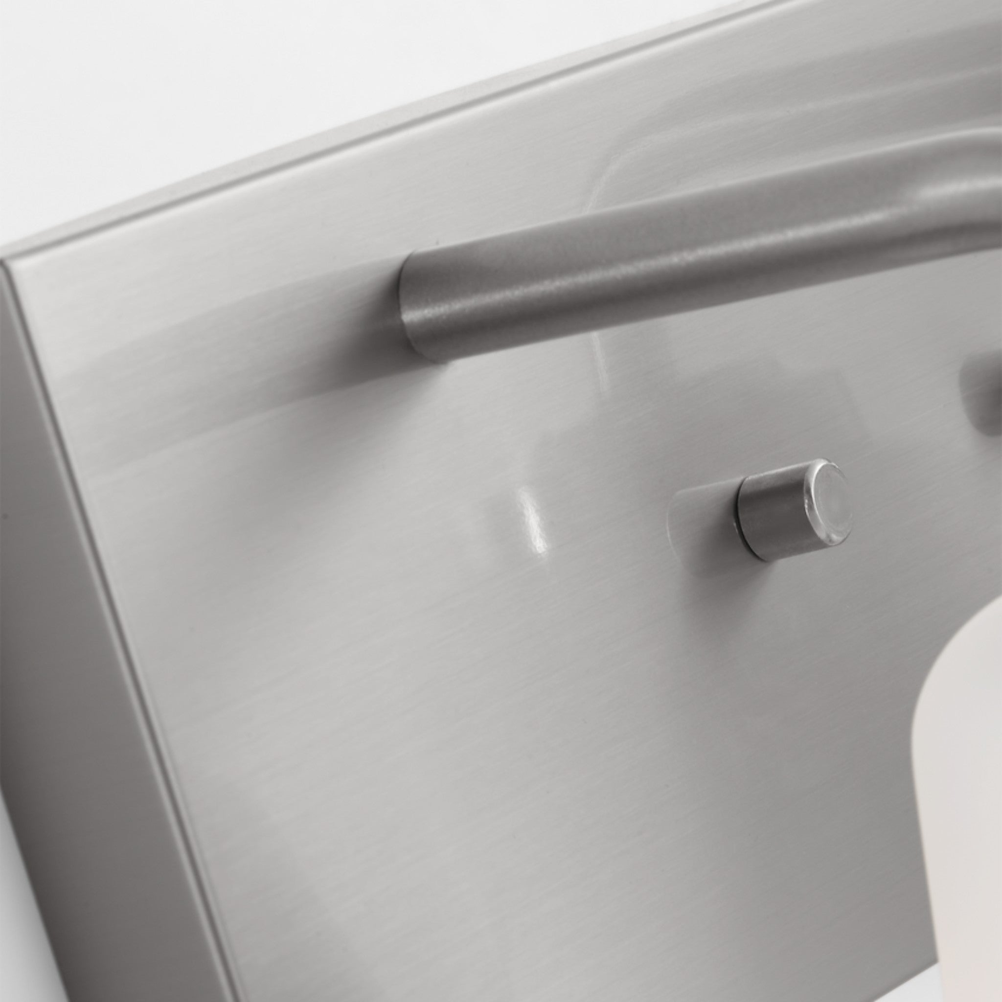 MILES VANITY LIGHT (MULTIPLE SIZES) - robinsonco.ca