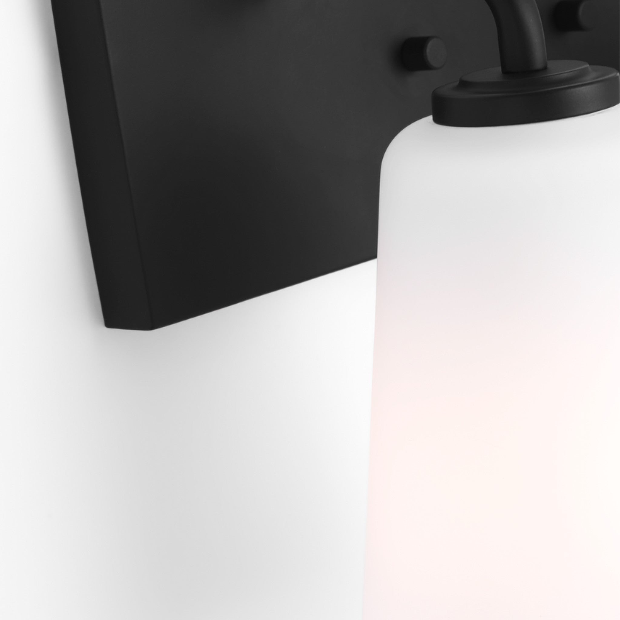 MILES VANITY LIGHT (MULTIPLE SIZES) - robinsonco.ca
