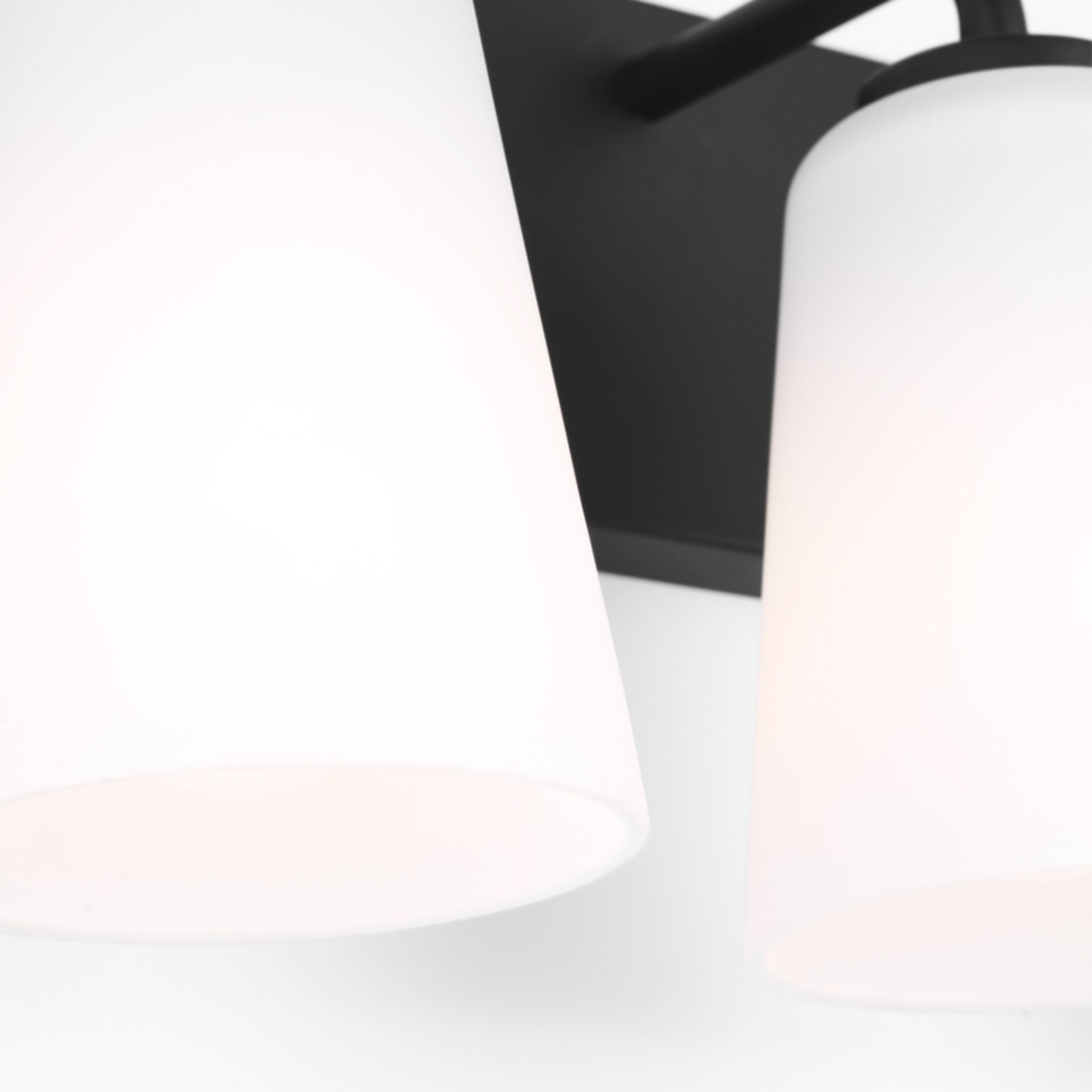 MILES VANITY LIGHT (MULTIPLE SIZES) - robinsonco.ca