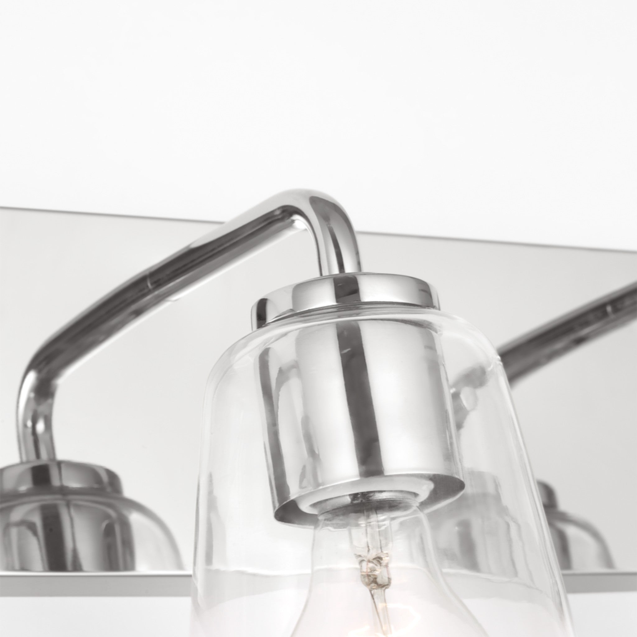 MILES VANITY LIGHT (MULTIPLE SIZES) - robinsonco.ca