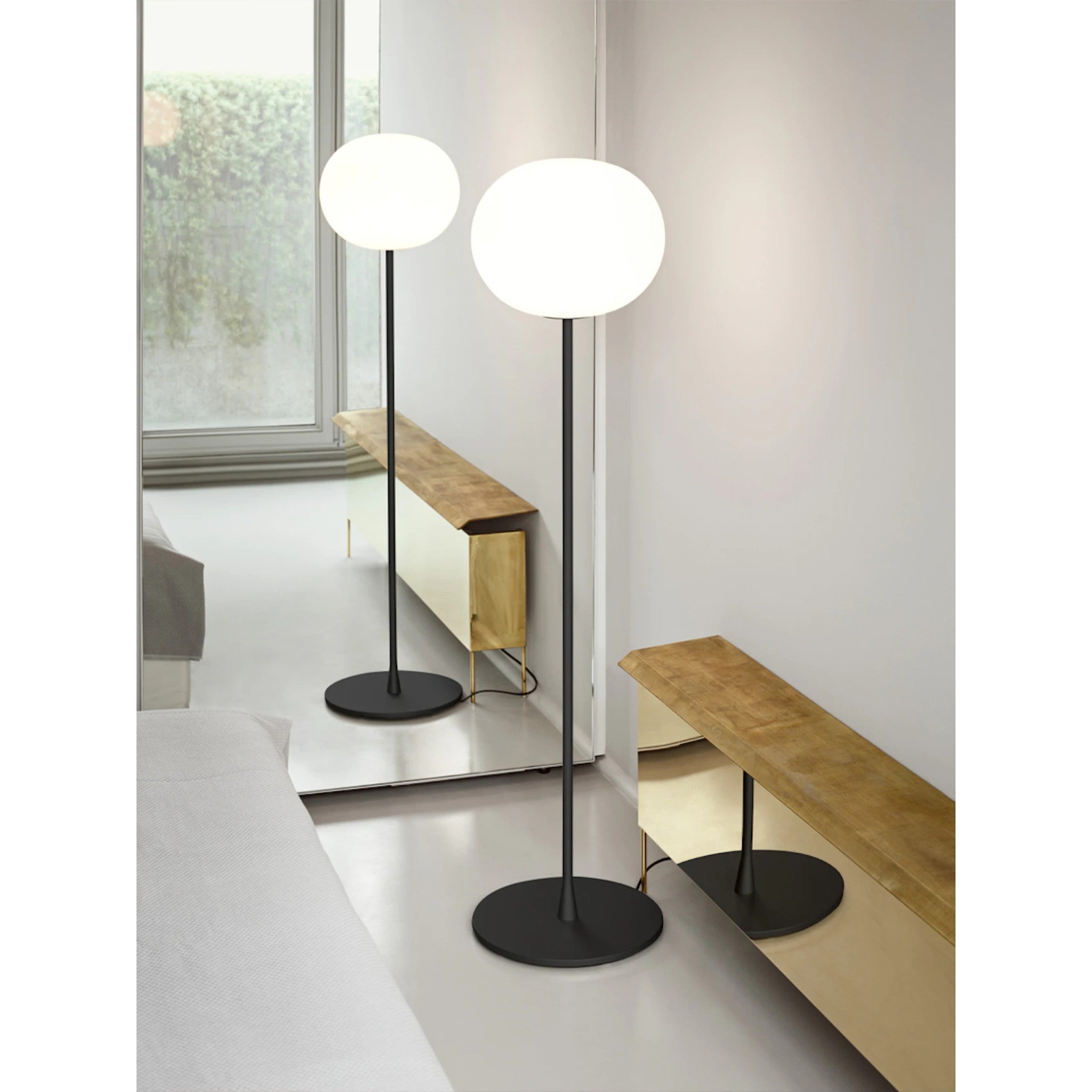 GLO-BALL FLOOR LAMP BY JASPER MORRISON (MULTIPLE SIZES) - robinsonco.ca