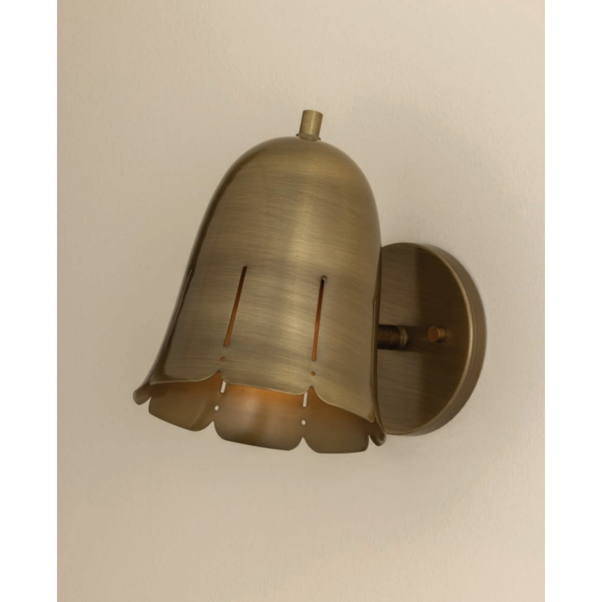 BASIL WALL SCONCE - robinsonco.ca