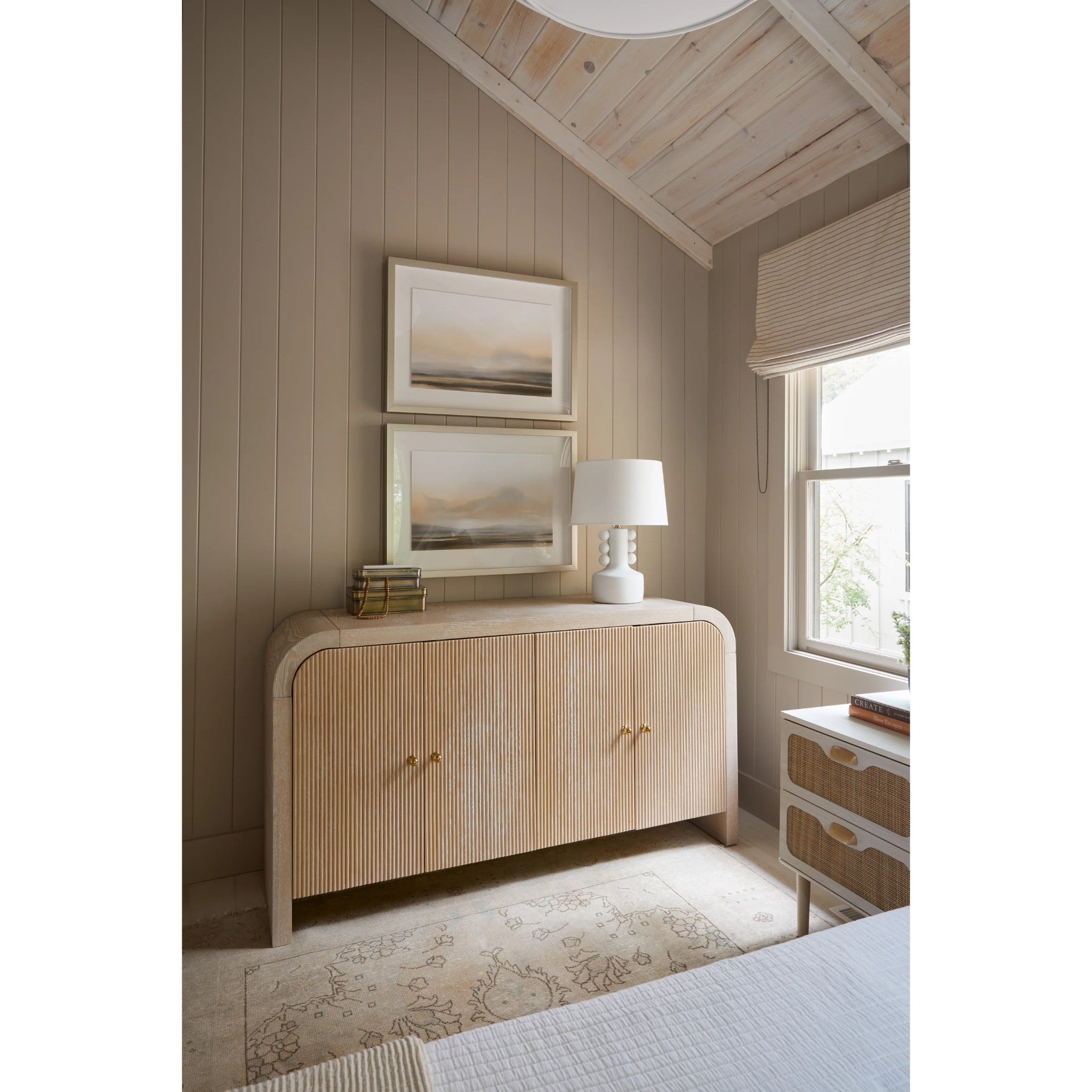 AMALIA TABLE LAMP - robinsonco.ca