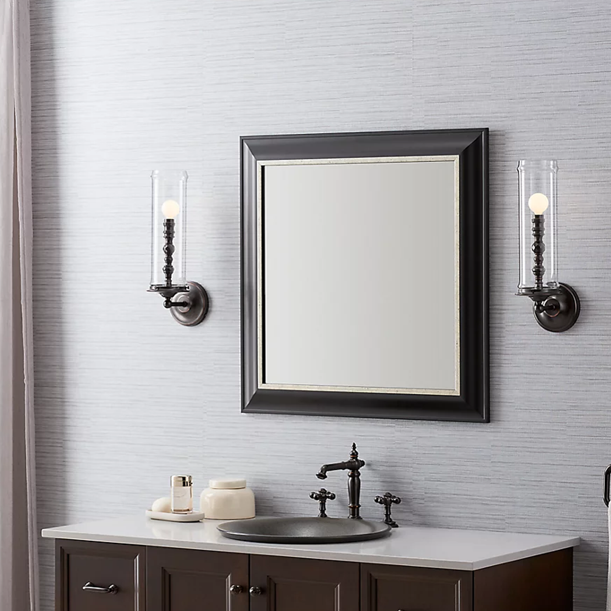 DAMASK 1-LIGHT SCONCE - robinsonco.ca