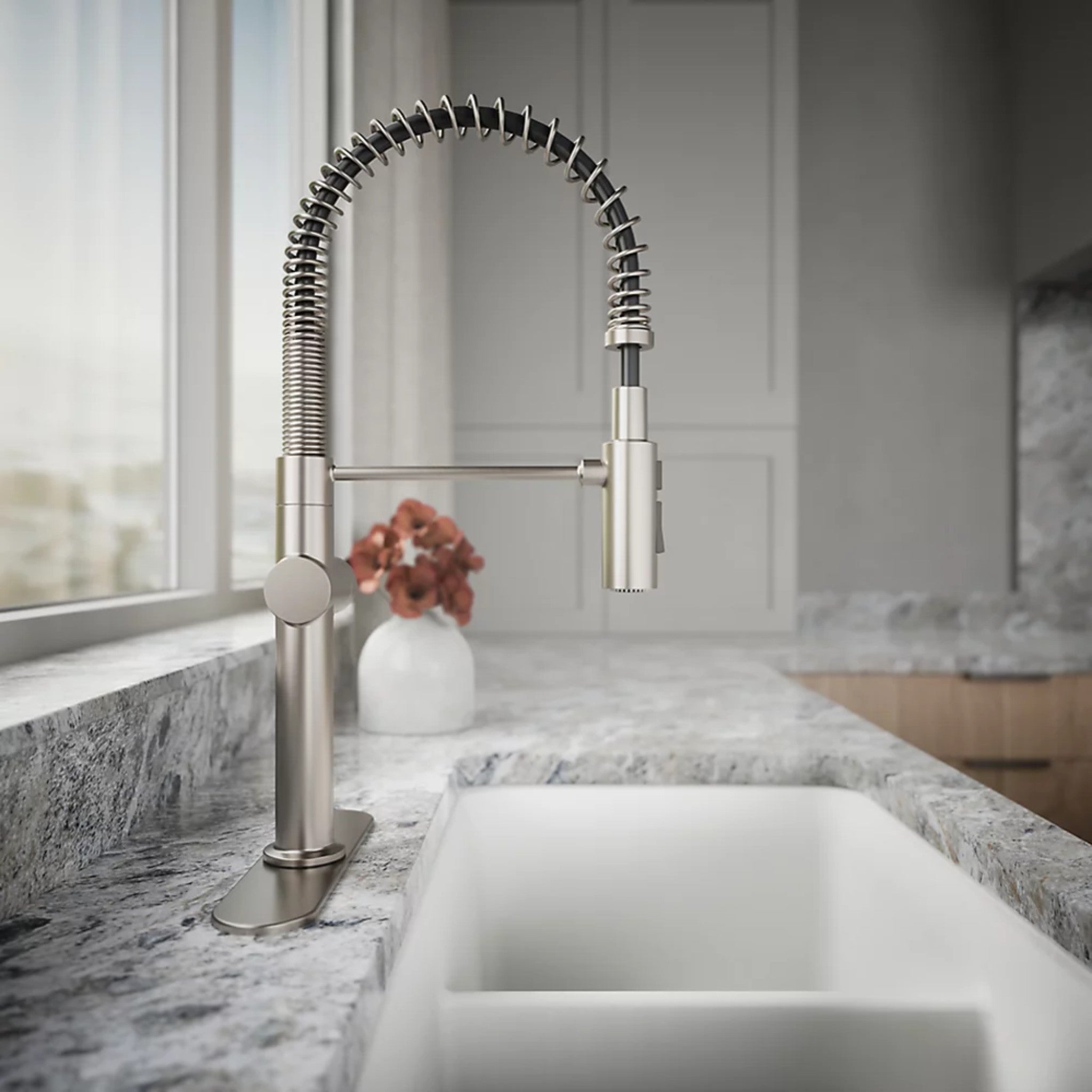 CRUE SEMI-PROFESSIONAL KITCHEN SINK FAUCET WITH THREE-FUNCTION SPRAYHEAD - robinsonco.ca