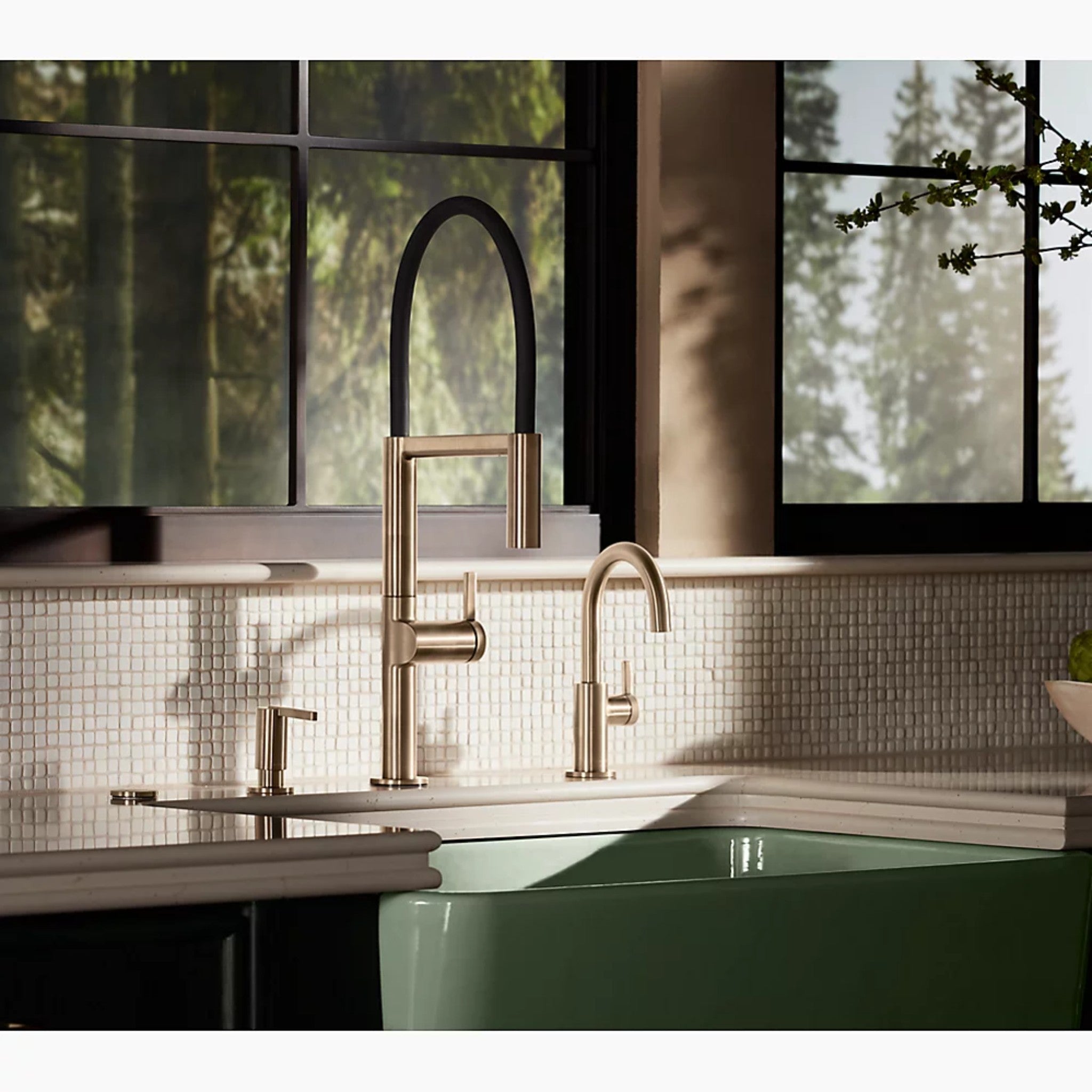 COMPONENTS® SOAP / LOTION DISPENSER - robinsonco.ca