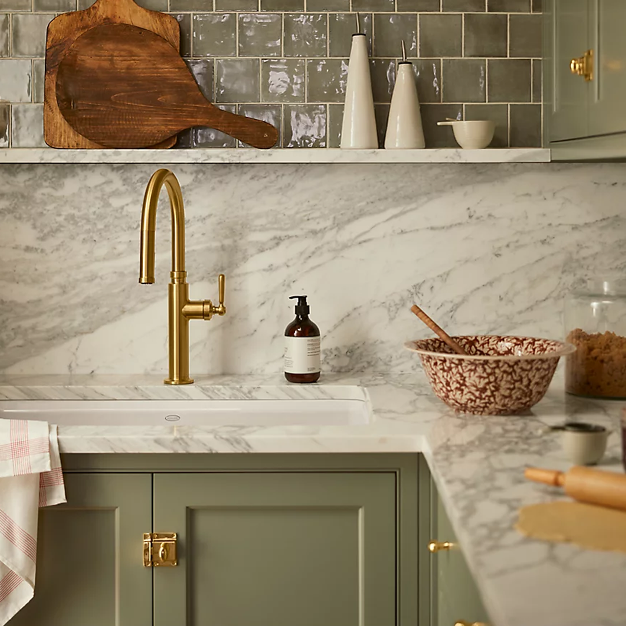 EDALYN™ PULL DOWN KITCHEN FAUCET BY STUDIO MCGEE - robinsonco.ca