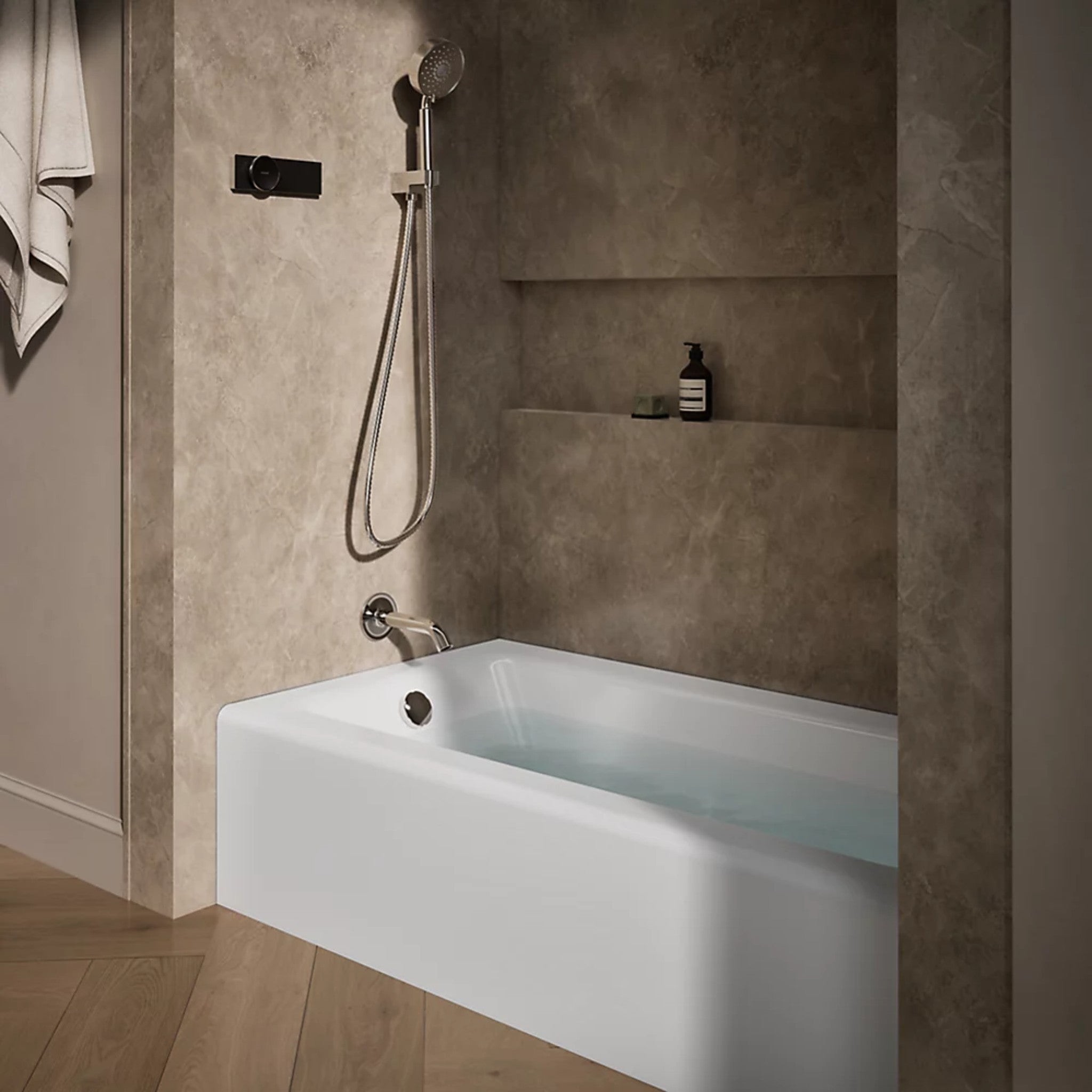 BELLWETHER RECTANGLE 60 X 32 INCHES ALCOVE BATHTUB WITH INTEGRAL APRON AND FLANGE - robinsonco.ca
