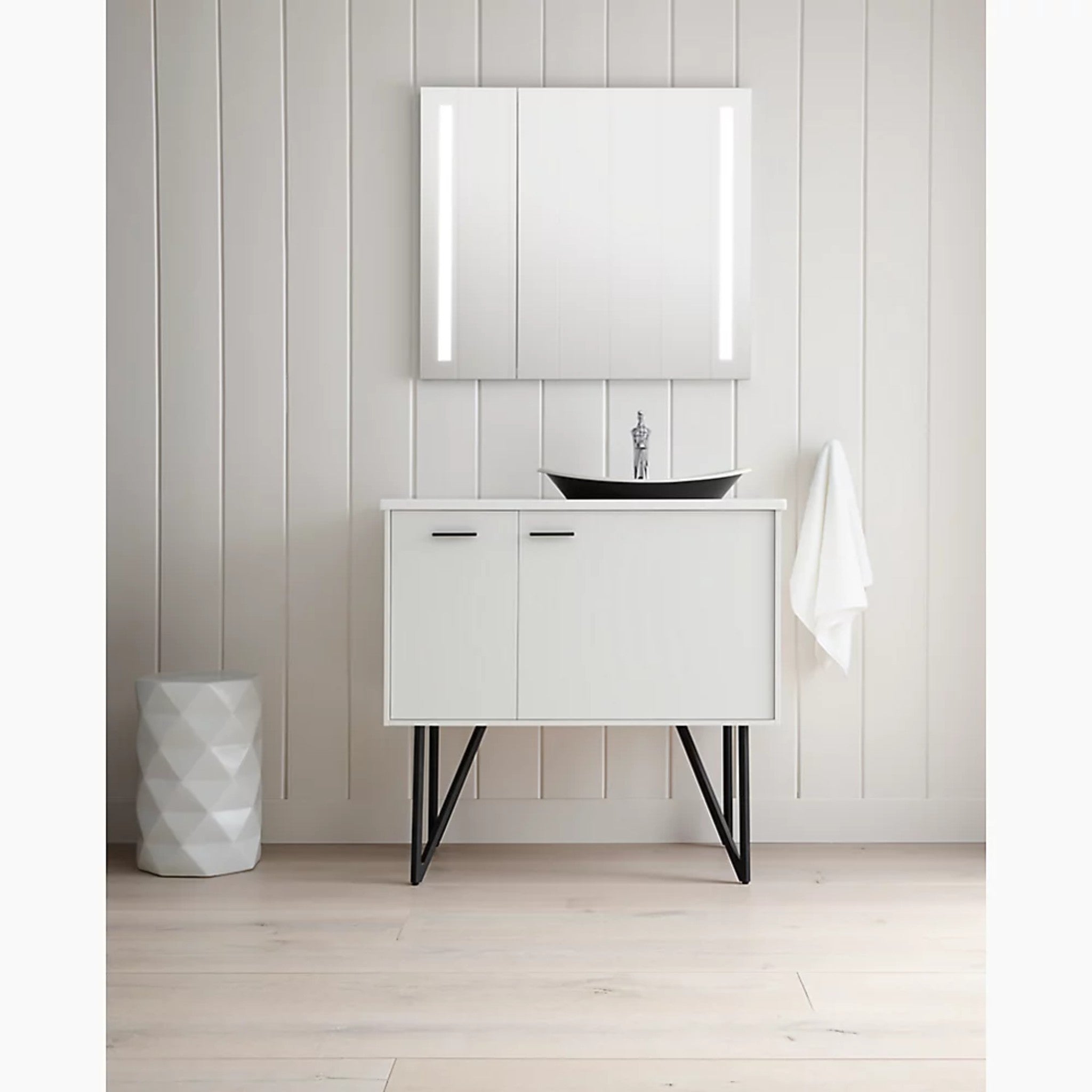 VERDERA 34 X 30 INCHES TWO-DOOR LEFT-HINGED LIGHTED MEDICINE CABINET - robinsonco.ca