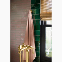 ARTIFACTS FLOOR MOUNT BATH FILLER TRIM WITH HANDSHOWER - robinsonco.ca