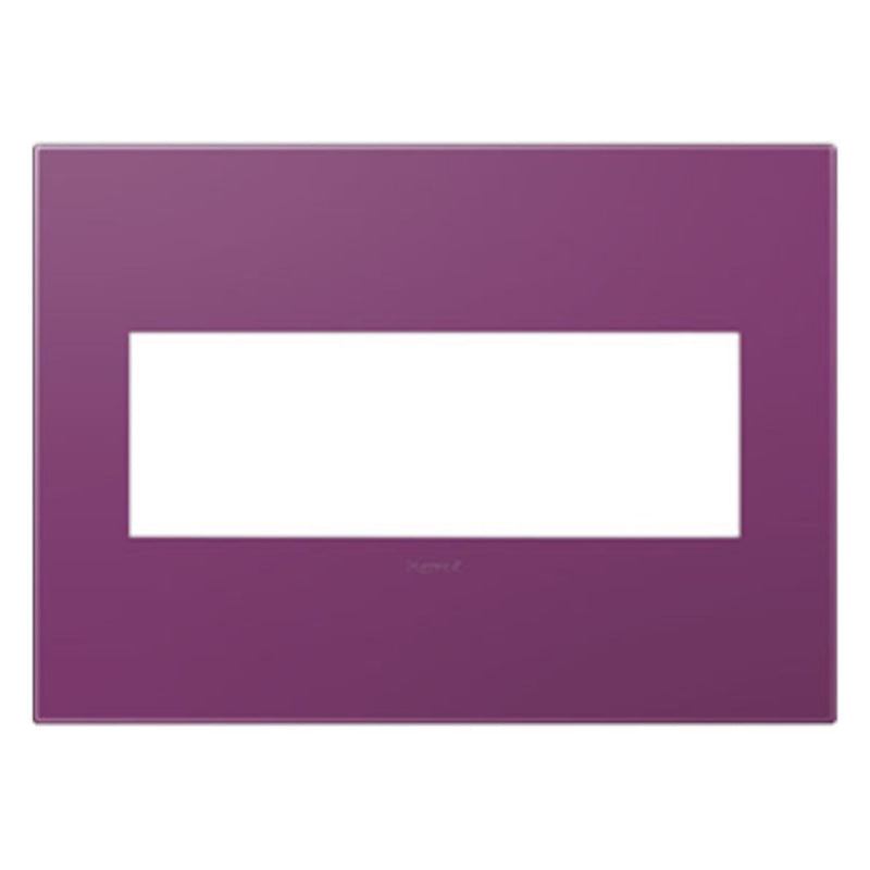 ADORNE 3-GANG PLASTIC WALL PLATE - robinsonco.ca
