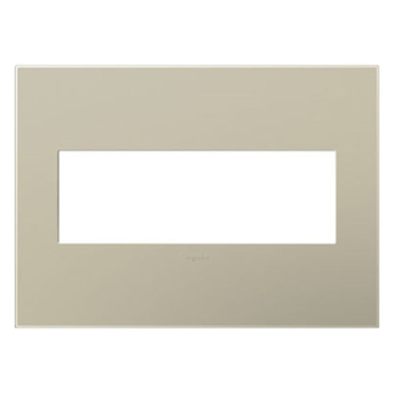 ADORNE 3-GANG PLASTIC WALL PLATE - robinsonco.ca