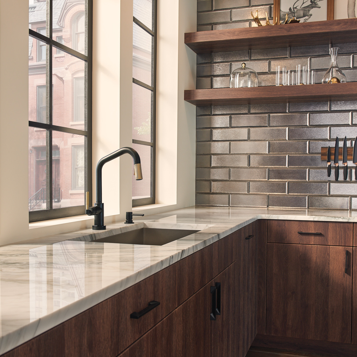 LITZE® SMARTTOUCH® PULL-DOWN FAUCET WITH ANGLED SPOUT AND KNURLED HANDLE - robinsonco.ca