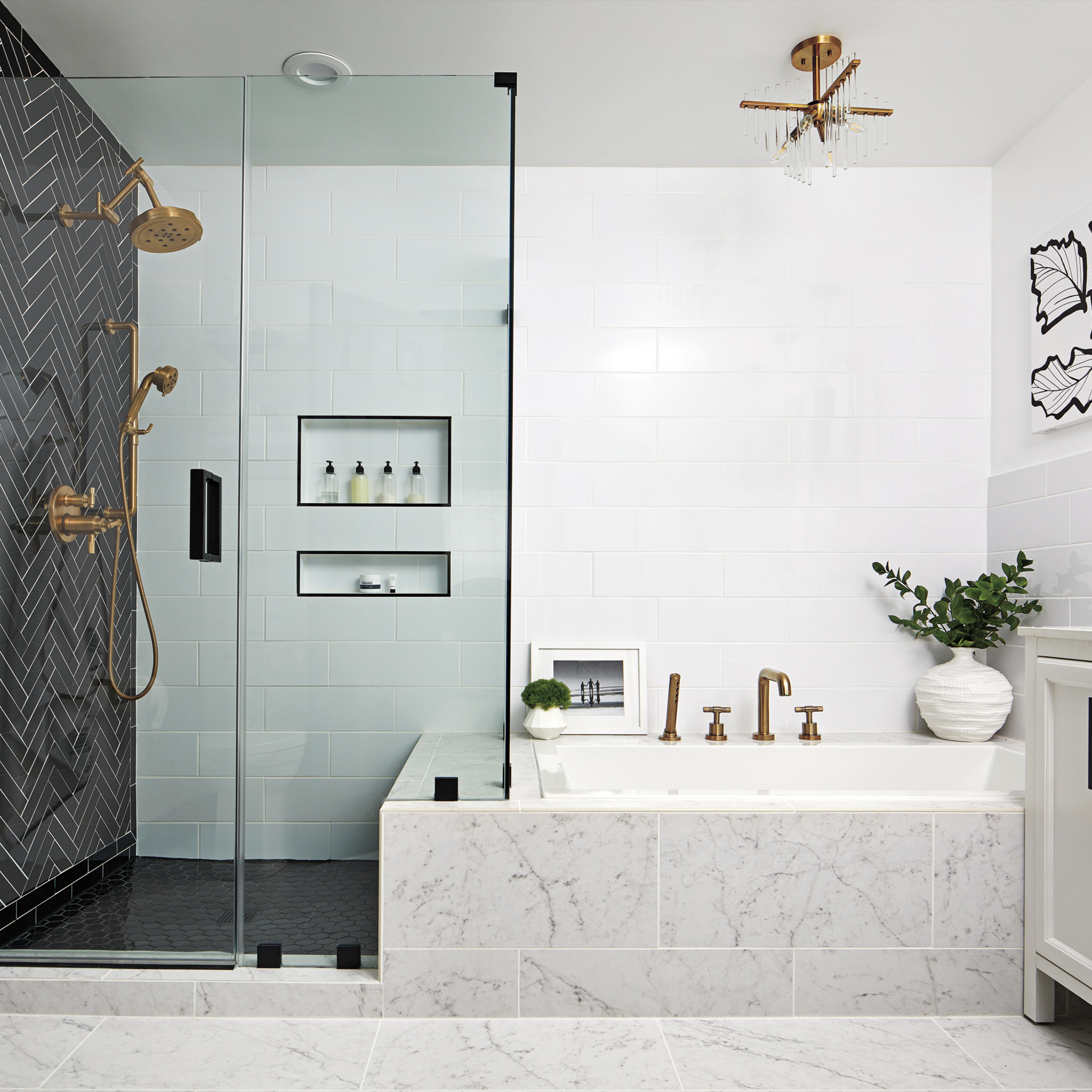 LITZE® WALL MOUNT HANDSHOWER WITH H2OKINETIC® TECHNOLOGY - robinsonco.ca