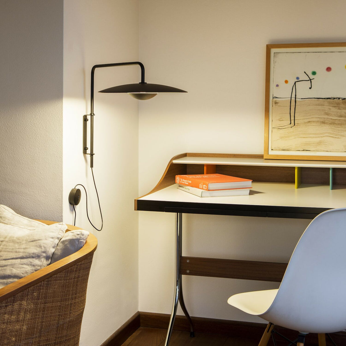 GINGER A PLUG-IN WALL LIGHT - robinsonco.ca