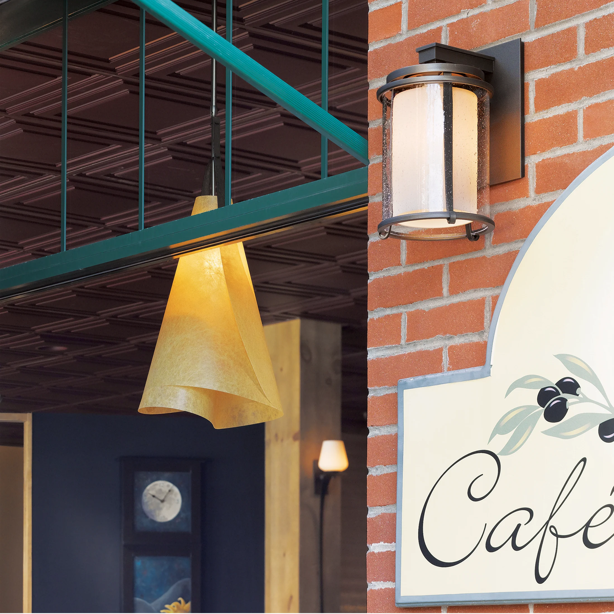 MERIDIAN OUTDOOR SCONCE - robinsonco.ca