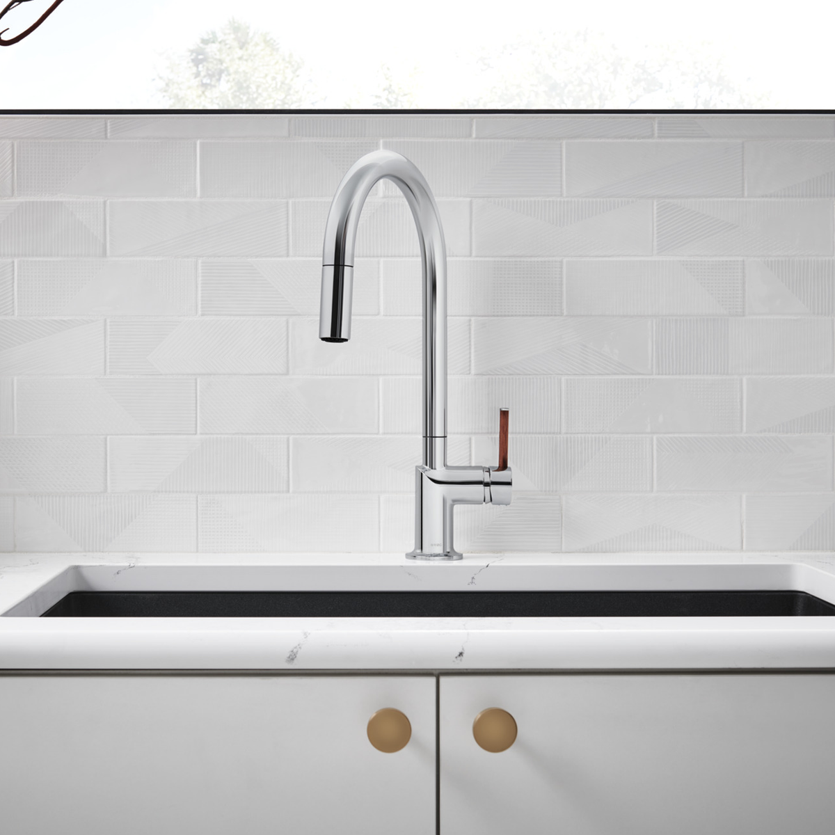 ODIN® PULL-DOWN FAUCET WOOD LEVER HANDLE - robinsonco.ca