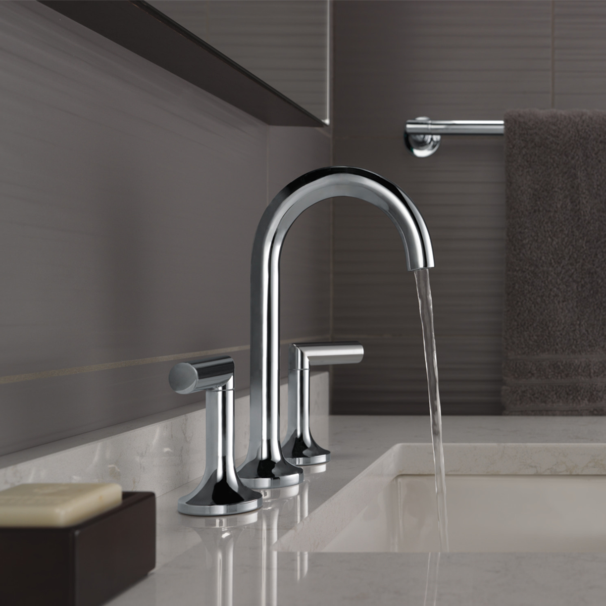 ODIN® WIDESPREAD LAVATORY FAUCET - WITHOUT HANDLES - robinsonco.ca