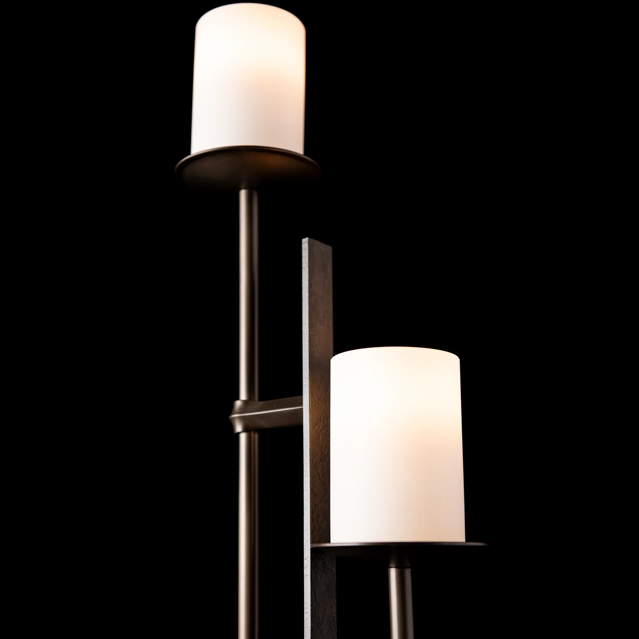 ROOK TWIN FLOOR LAMP - robinsonco.ca