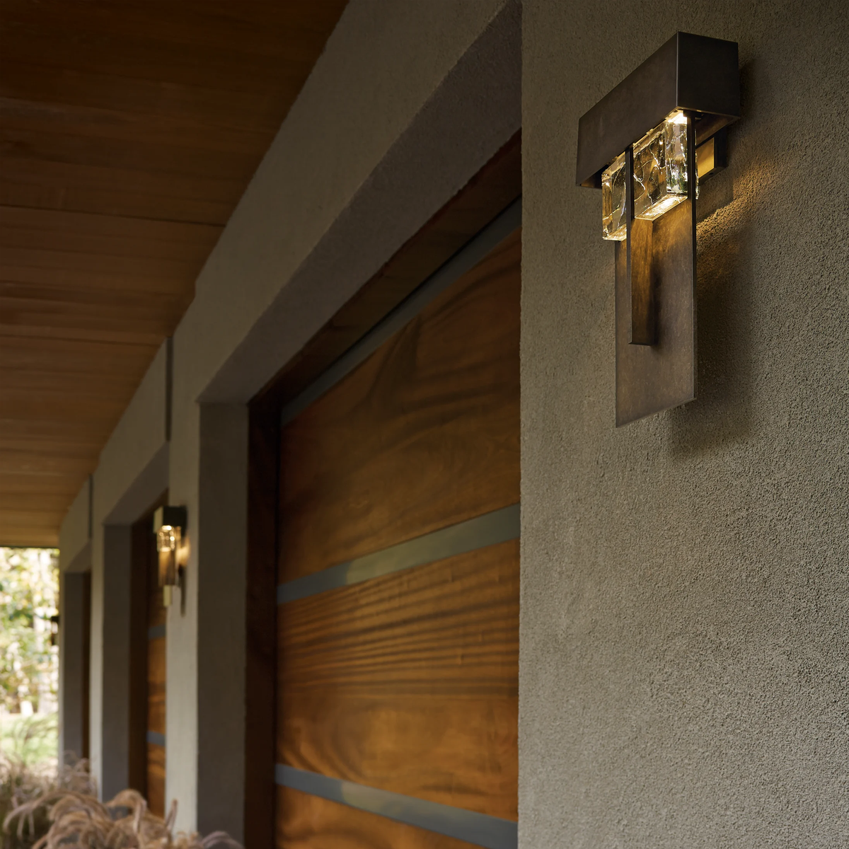 SHARD LARGE LED OUTDOOR SCONCE - robinsonco.ca