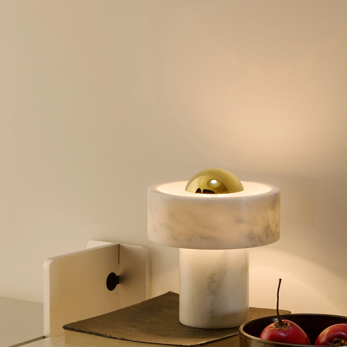 STONE PORTABLE LED TABLE LAMP