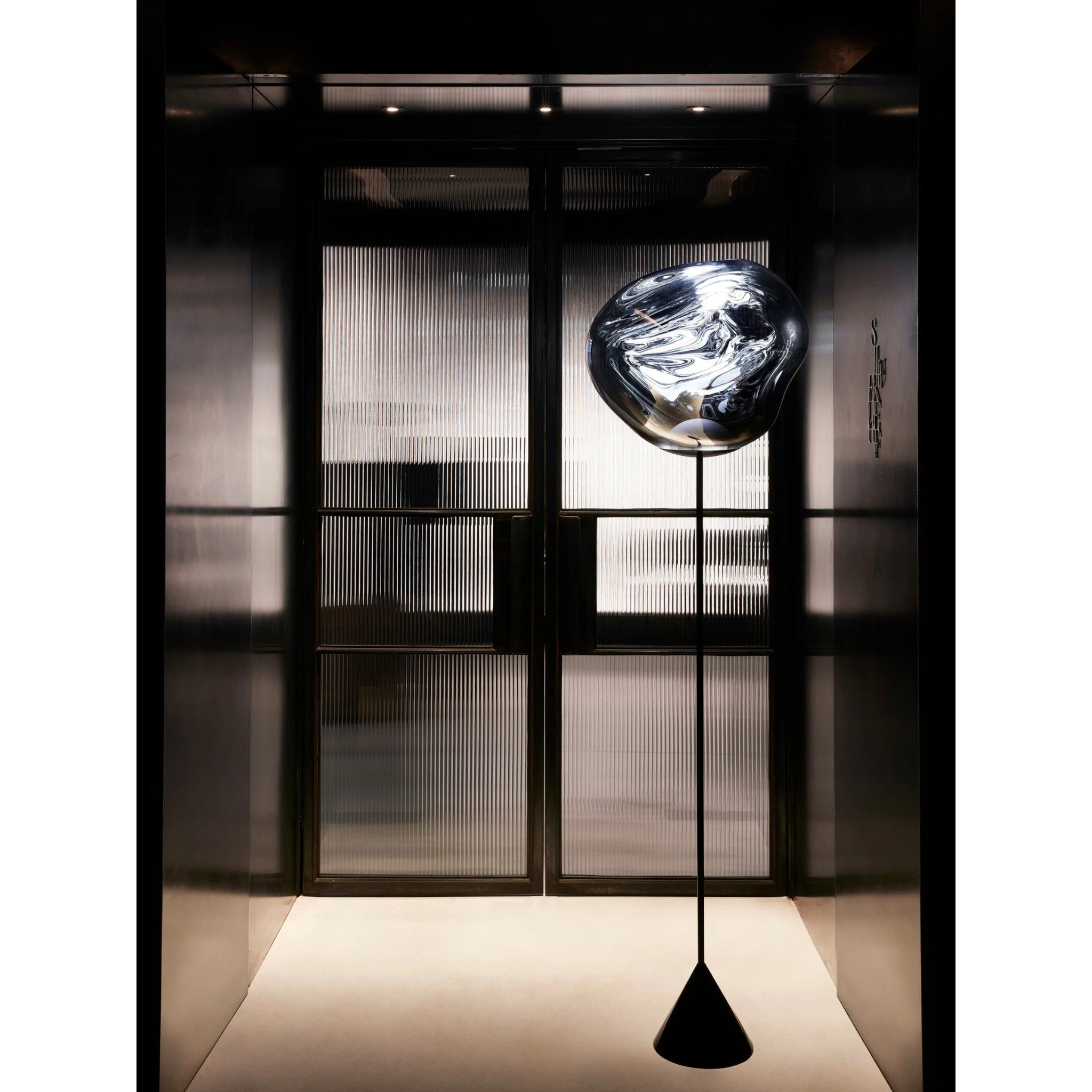 MELT CONE FLOOR LAMP (MULTIPLE SIZES) - robinsonco.ca