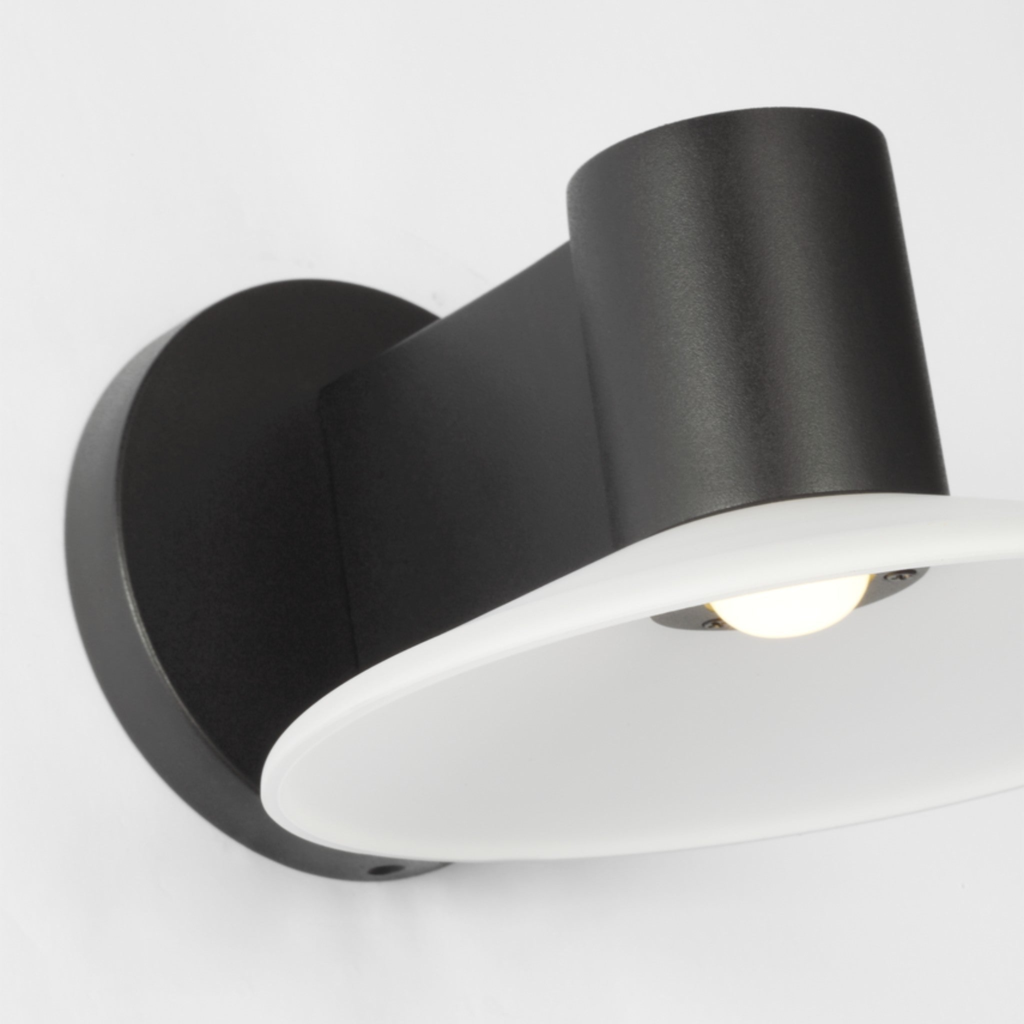 FOCAL WALL LED SCONCE (MULTIPLE SIZES) - robinsonco.ca