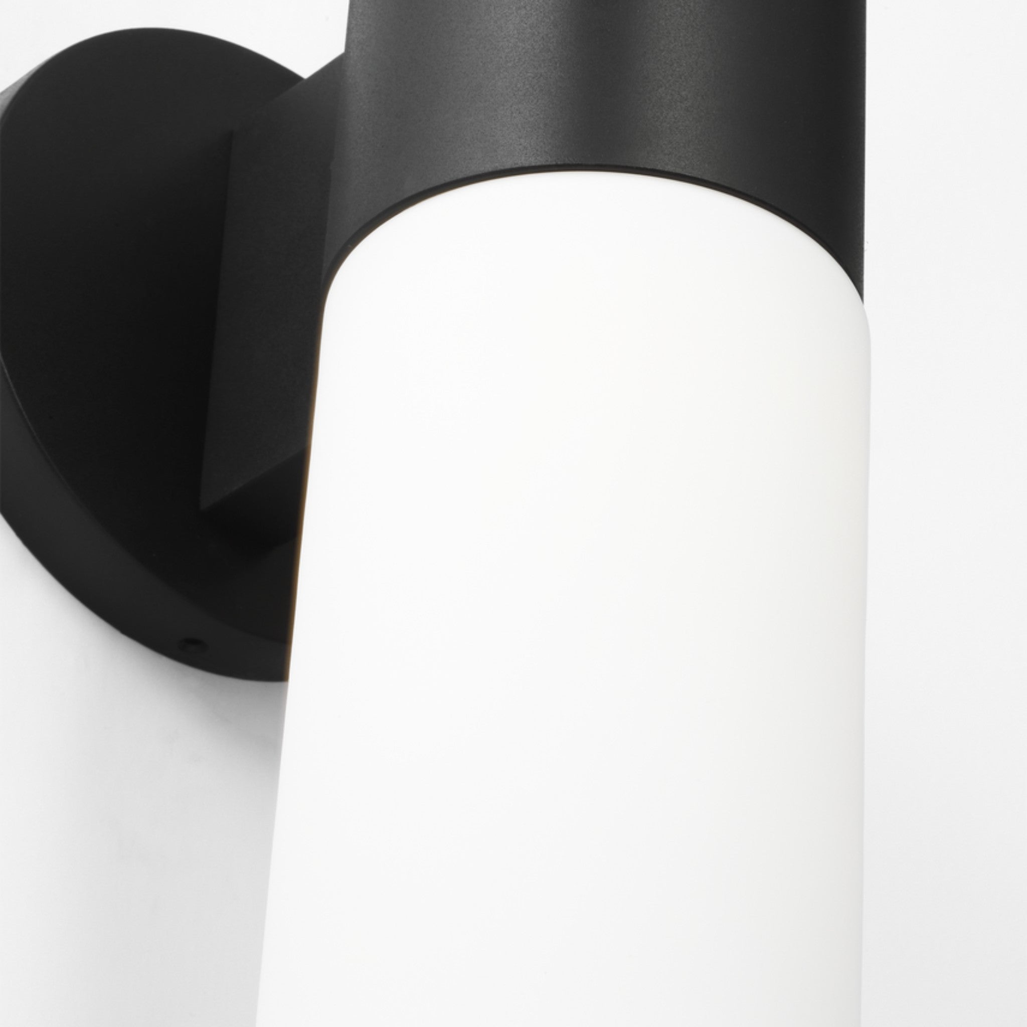 FOCAL LED SCONCE (MULTIPLE SIZES) - robinsonco.ca