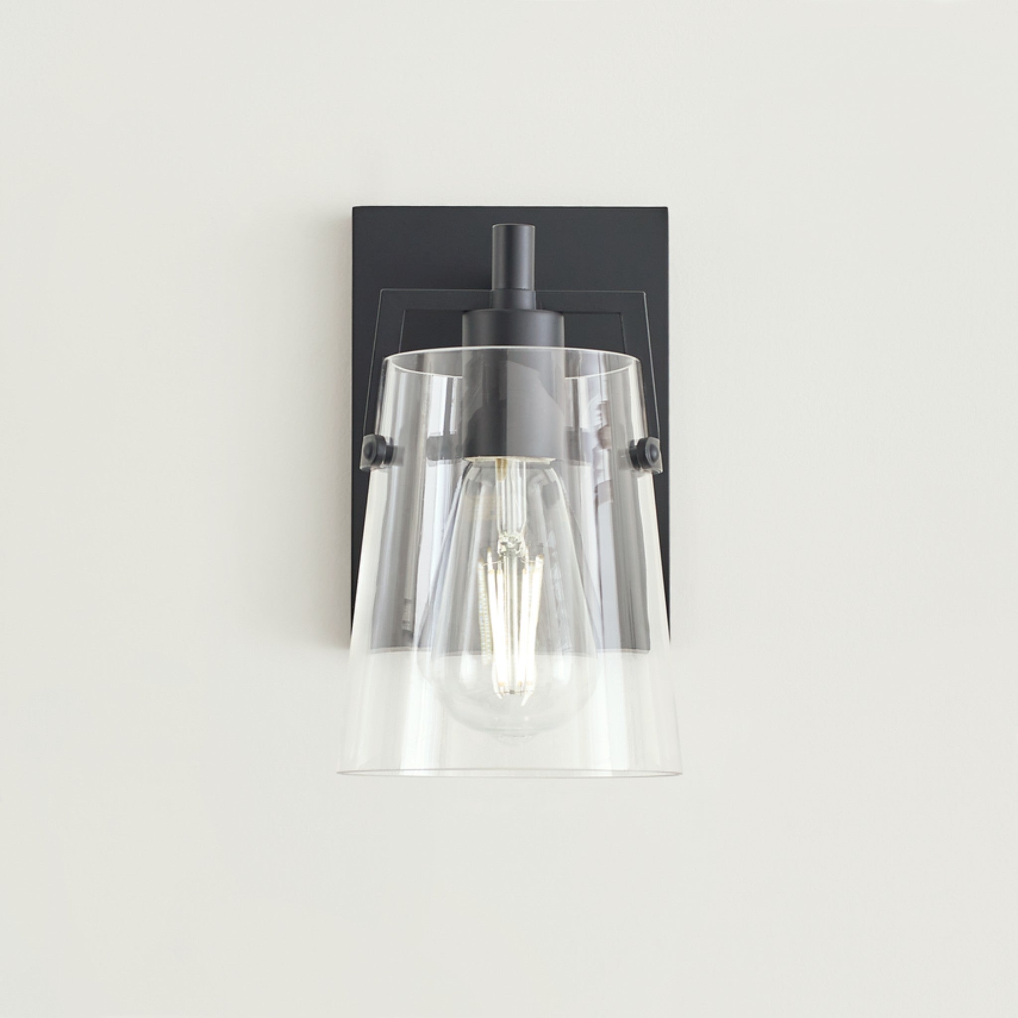 CROFTON VANITY LIGHT (MULTIPLE SIZES) - robinsonco.ca