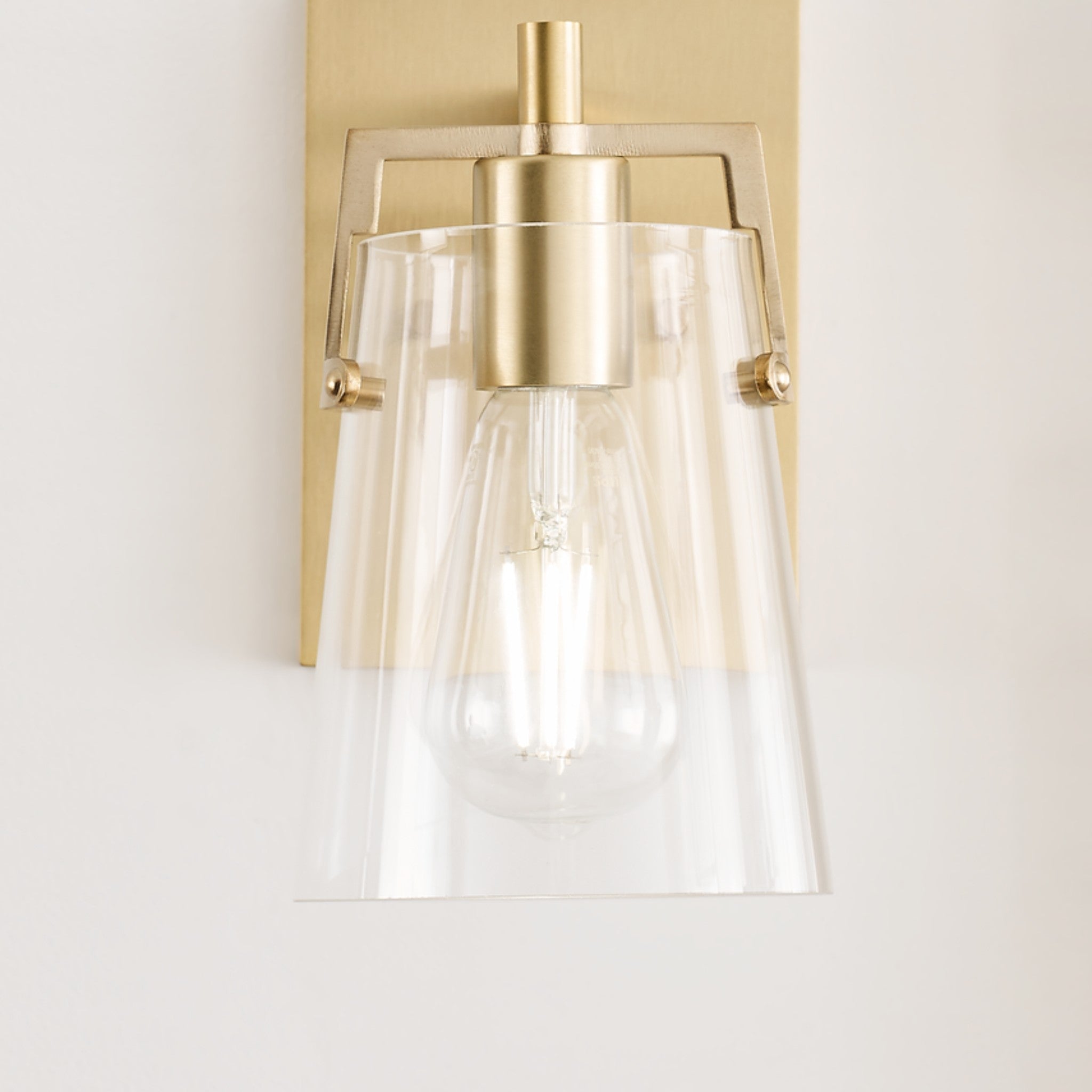 CROFTON VANITY LIGHT (MULTIPLE SIZES) - robinsonco.ca